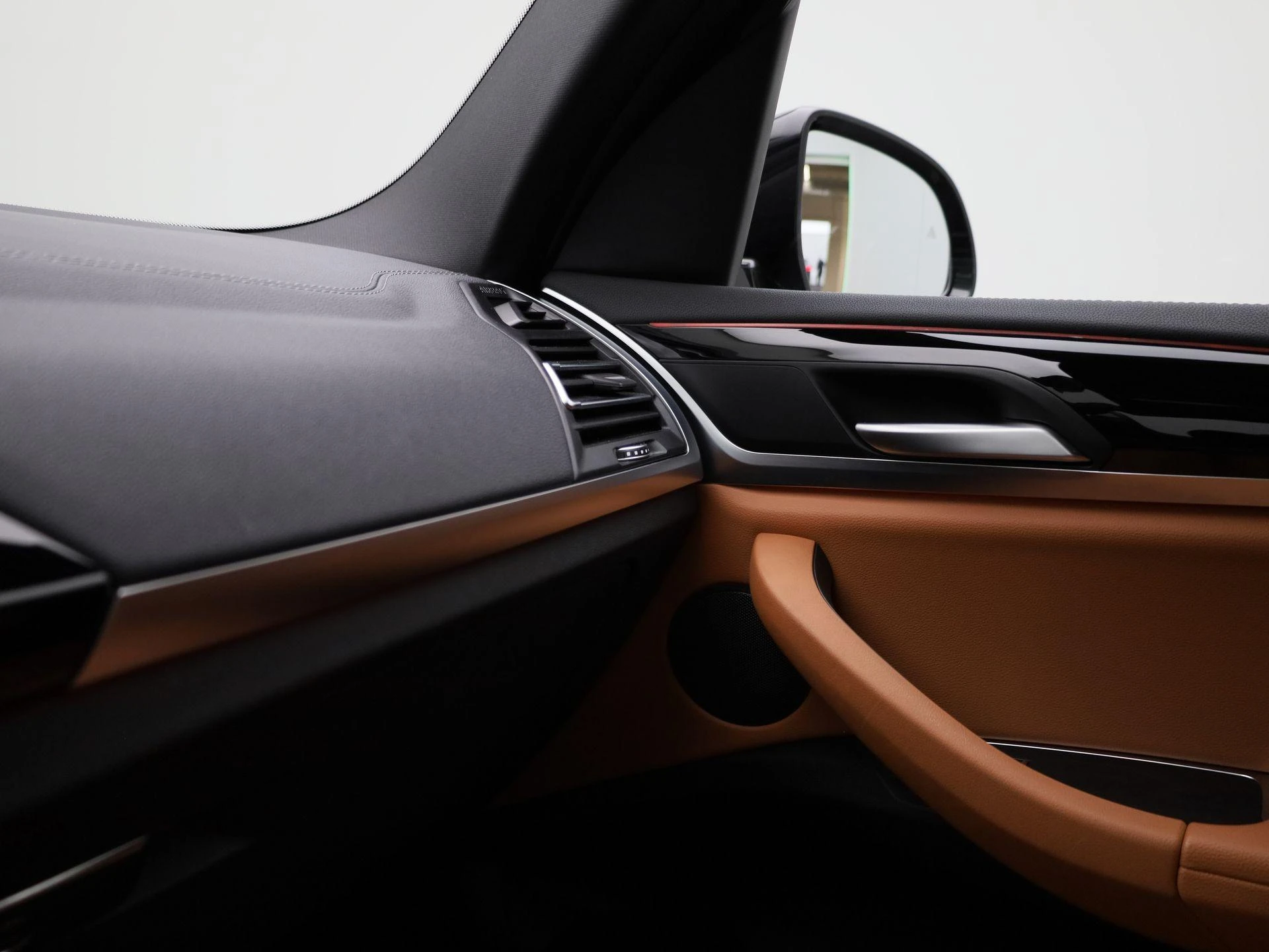 BMW-iX3-image-29