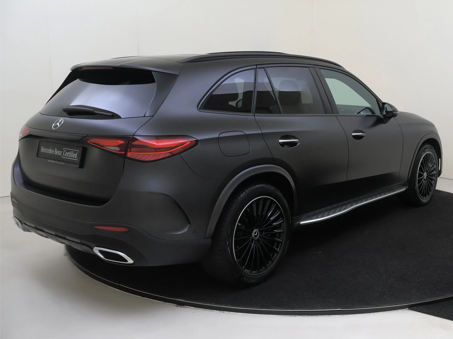 Mercedes-Benz-GLC-image-3