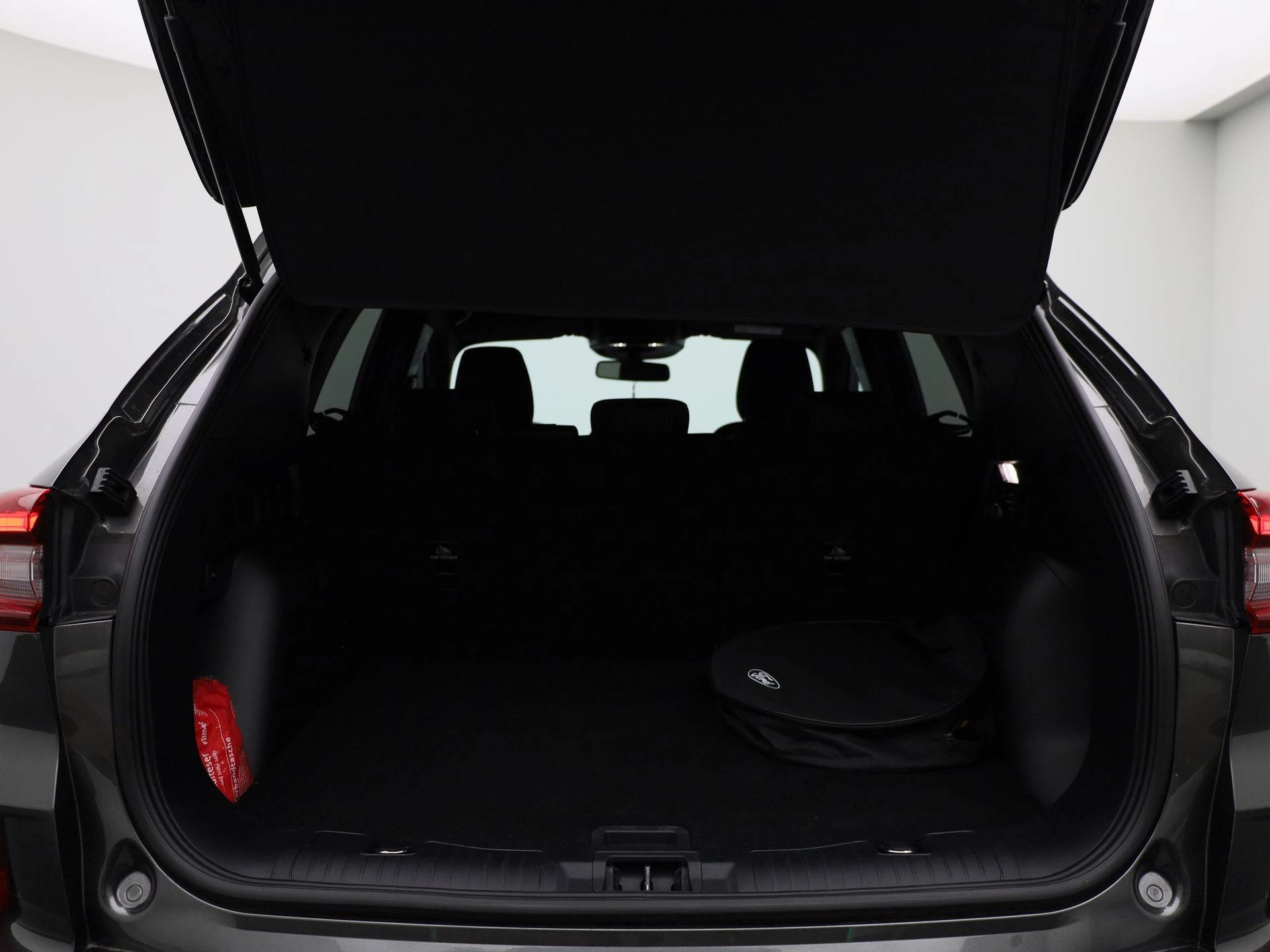 Ford-Kuga-image-13