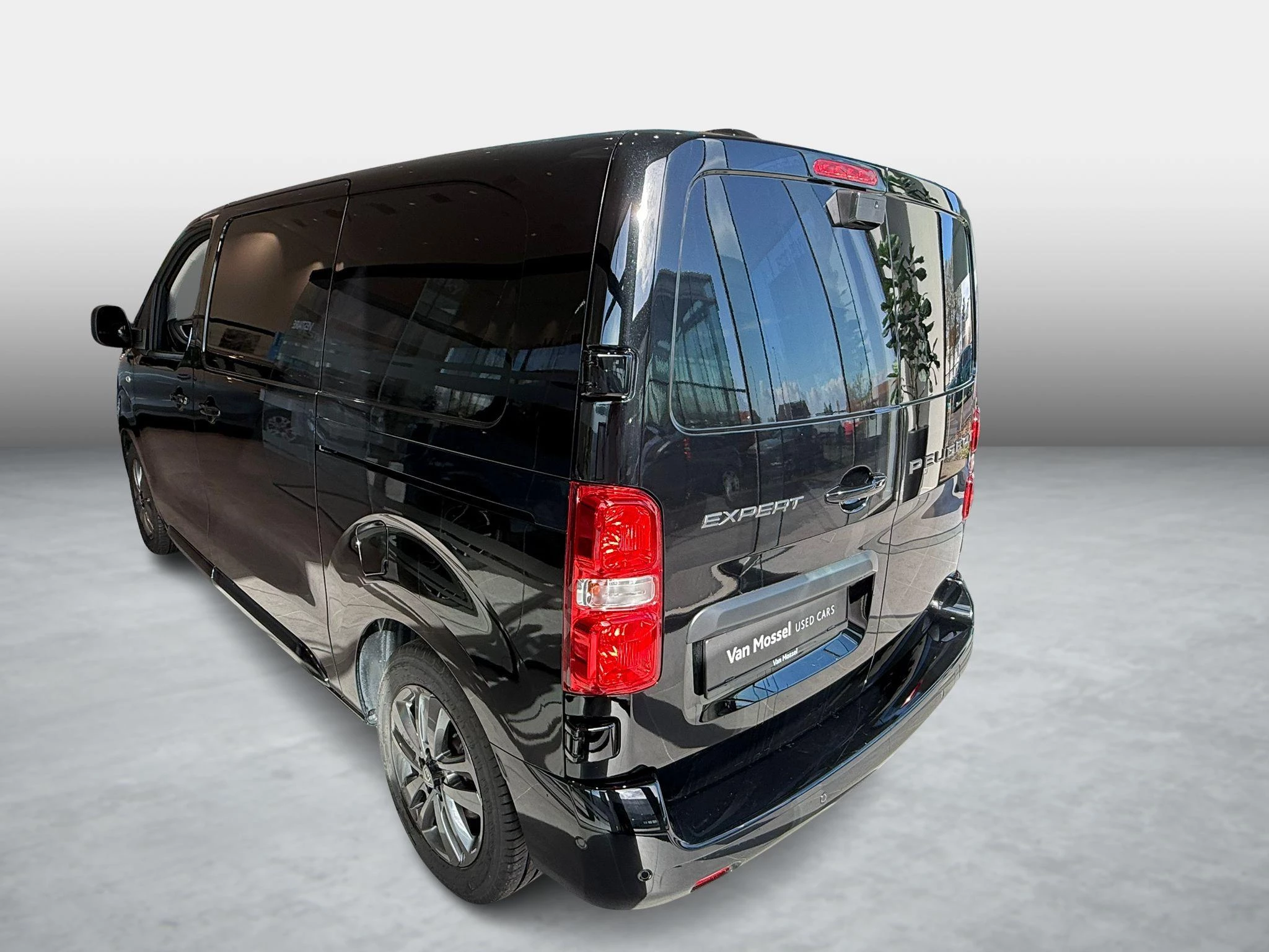 Peugeot Expert Standard L2 2.0 BlueHDi 180 EAT8