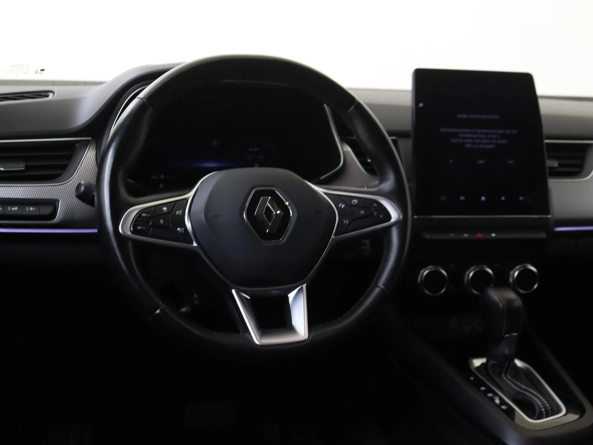 Renault-Arkana-image-11