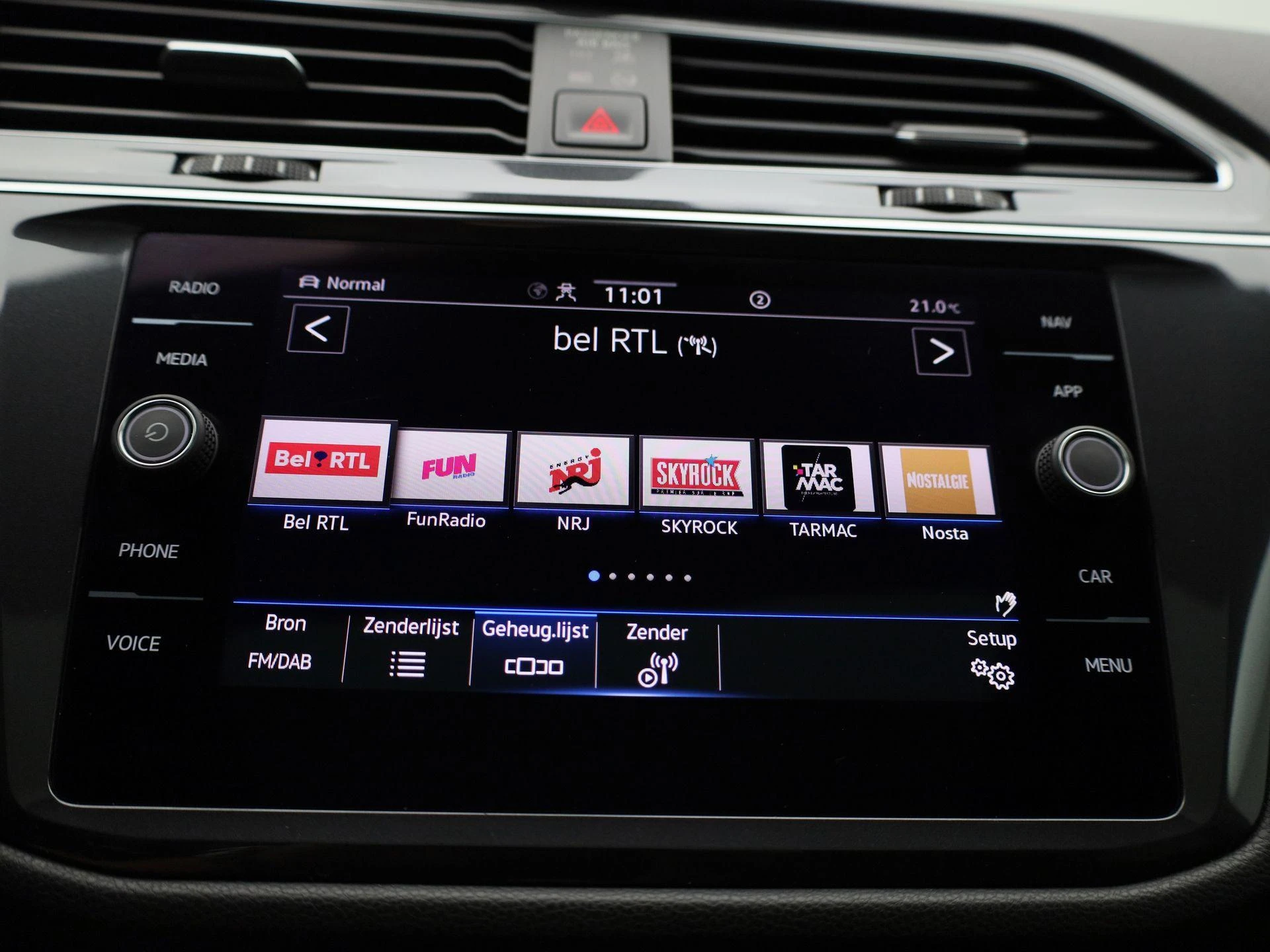 Volkswagen-Tiguan Allspace-image-17