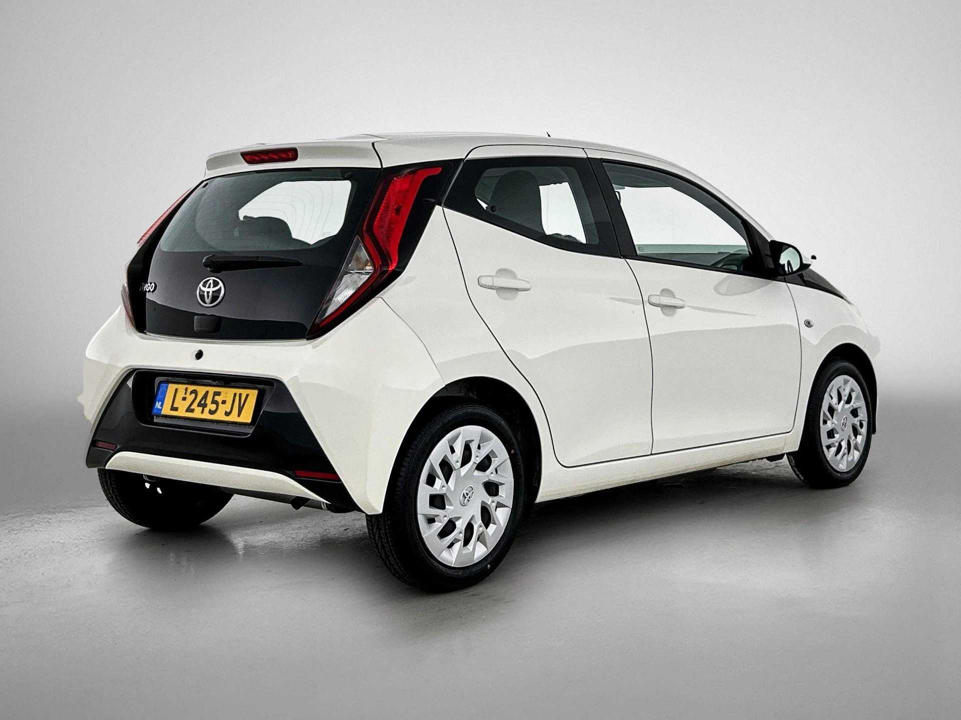 Toyota-Aygo-image-3