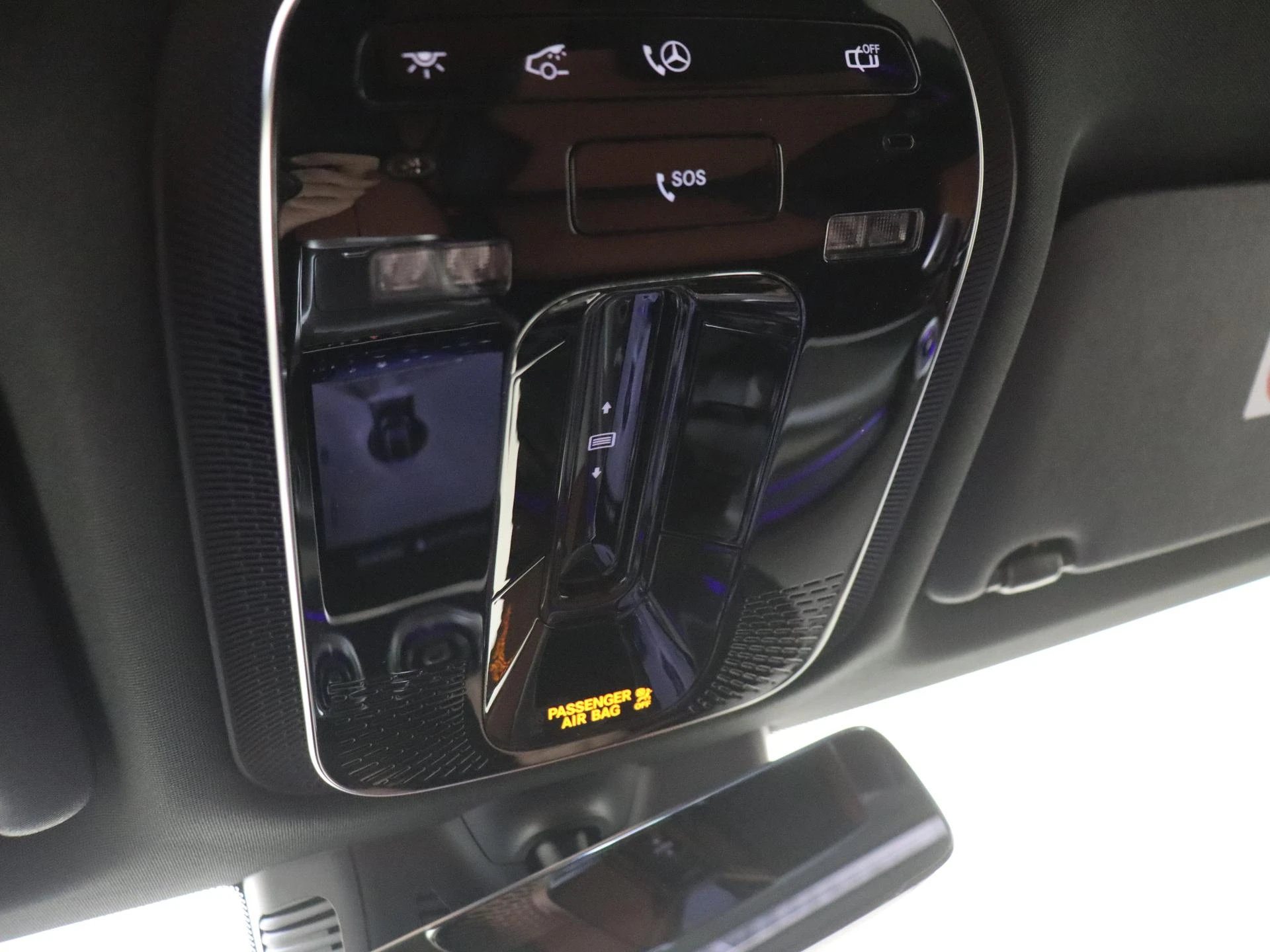 Mercedes-Benz-GLC-image-21