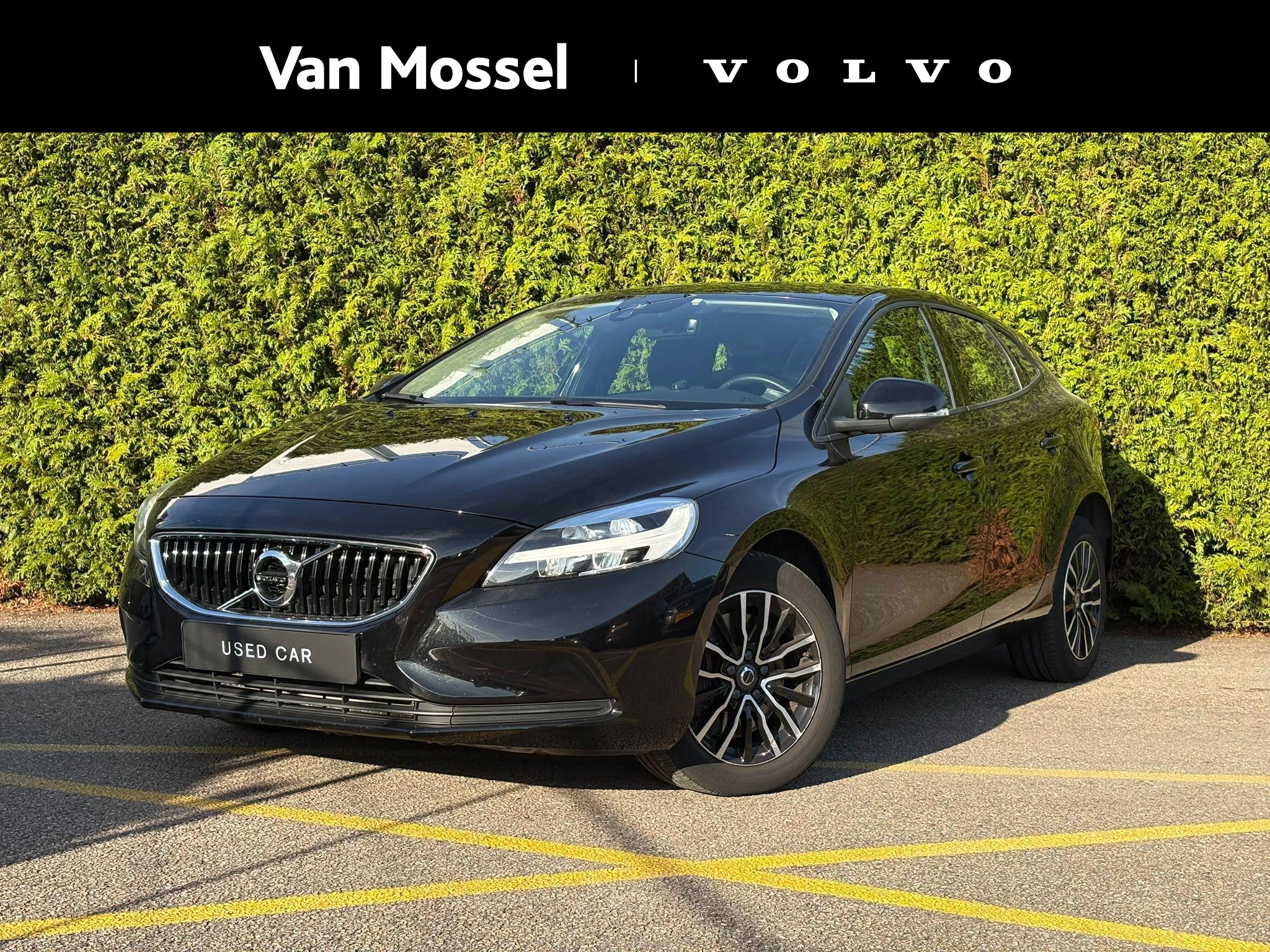 Volvo-V40-image-0