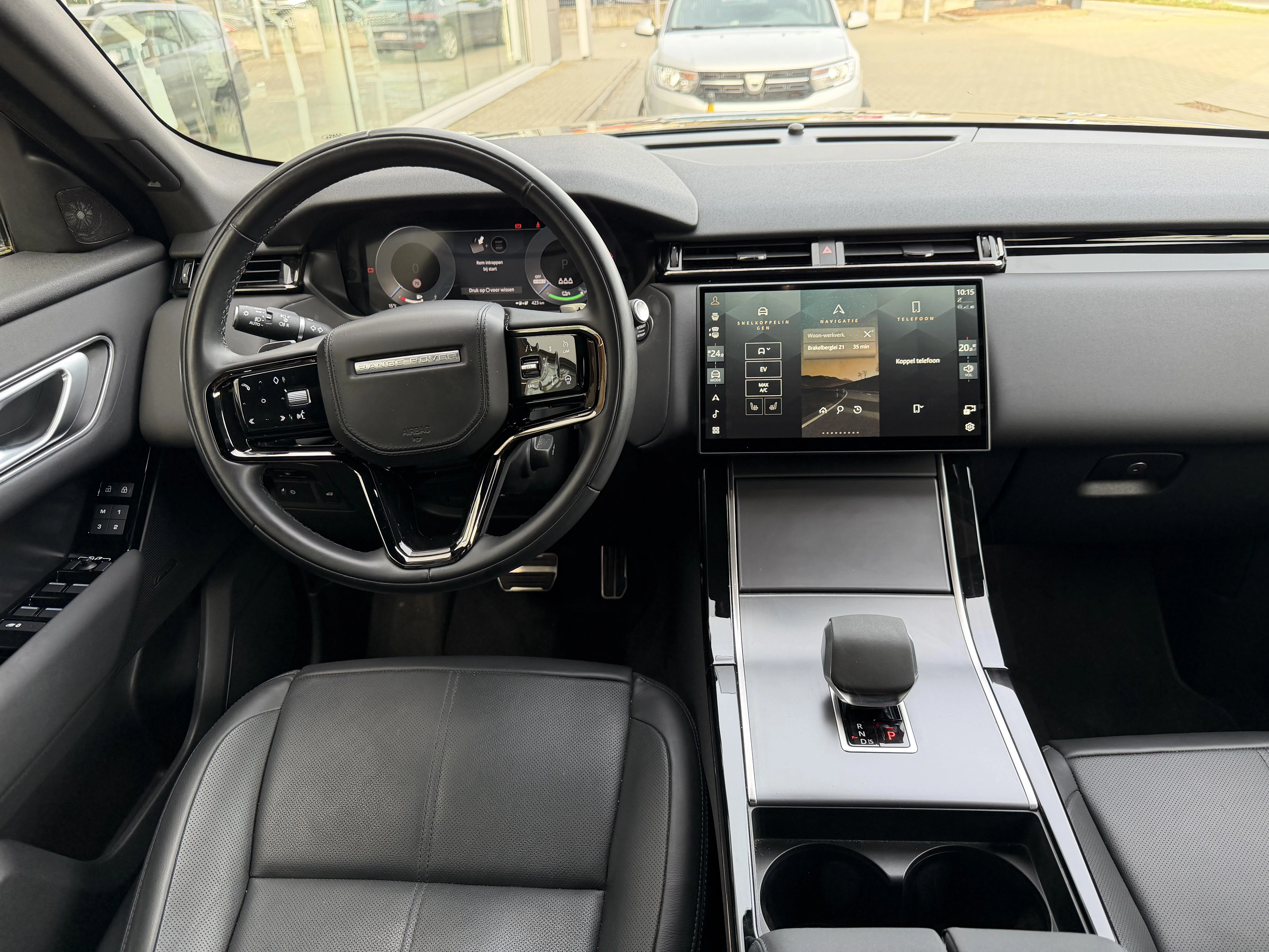 Land Rover Range Rover Velar P400e Dynamic SE AWD