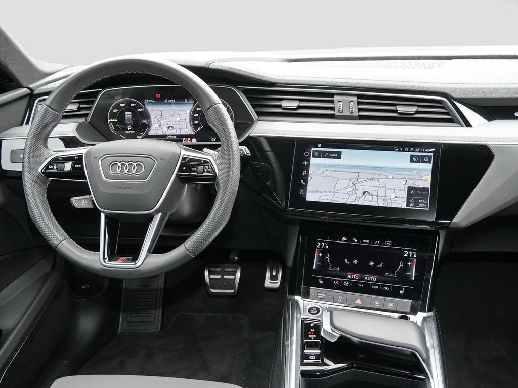 Audi Q8 e-tron 55 quattro S-Line *B&O*LUFT*AHK*MATRIX*ACC*NAVI*