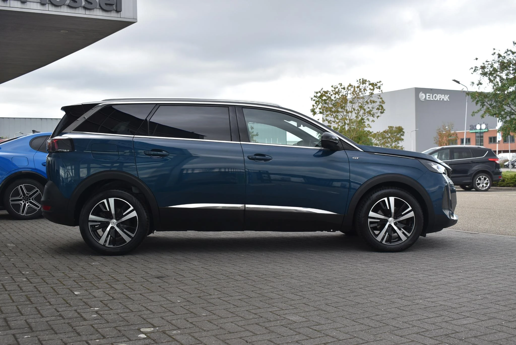 Peugeot-5008-image-3
