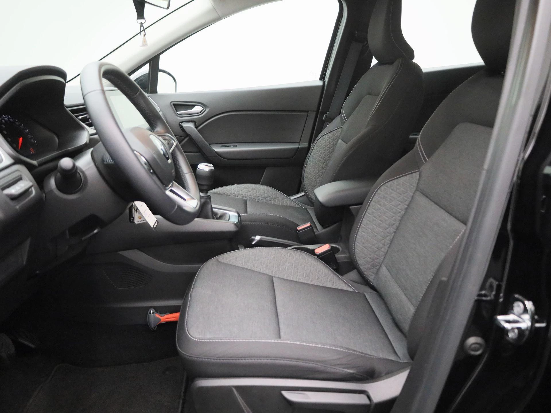 Renault-Captur-image-7