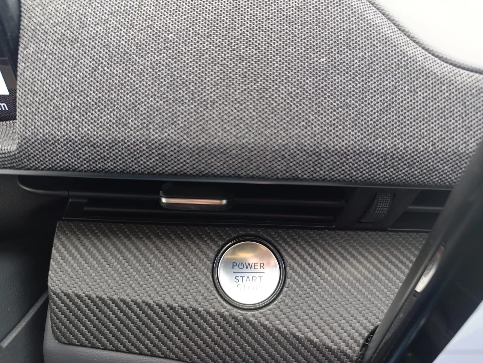 Ford-Mustang Mach-E-image-24