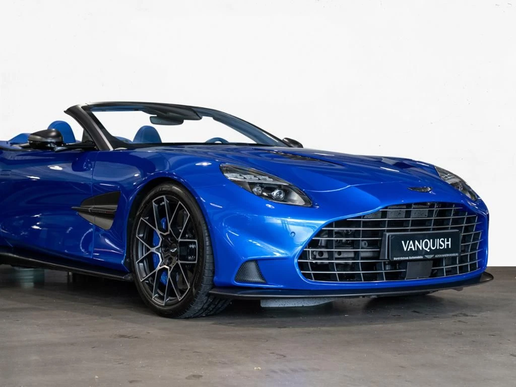 Aston Martin-Vanquish-image-18