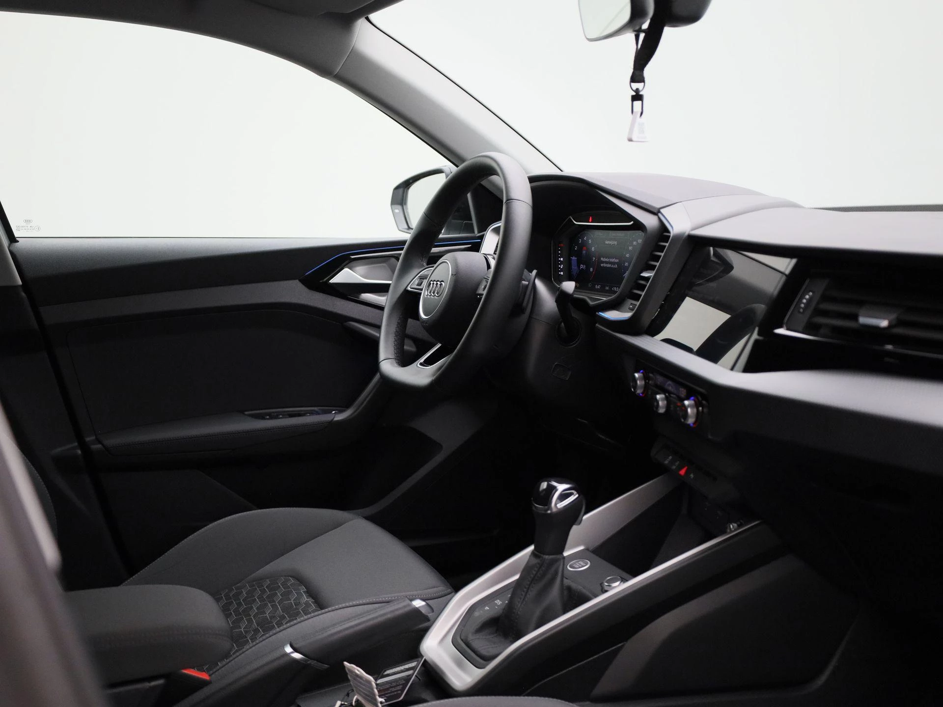 Audi-A1 Sportback-image-35