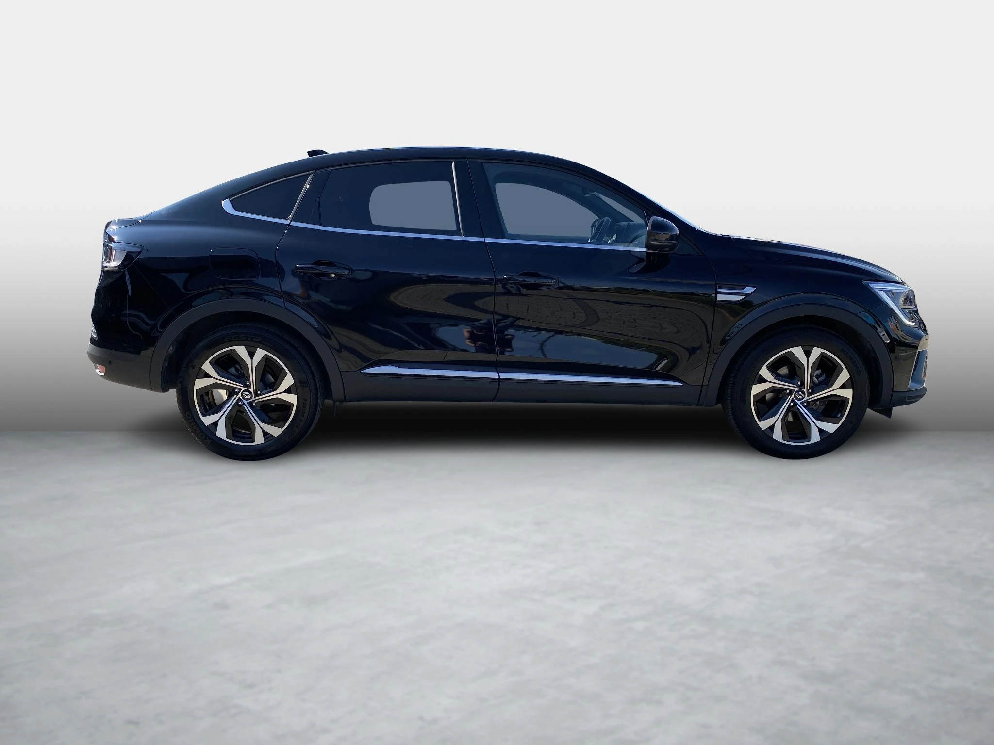 Renault-Arkana-image-2