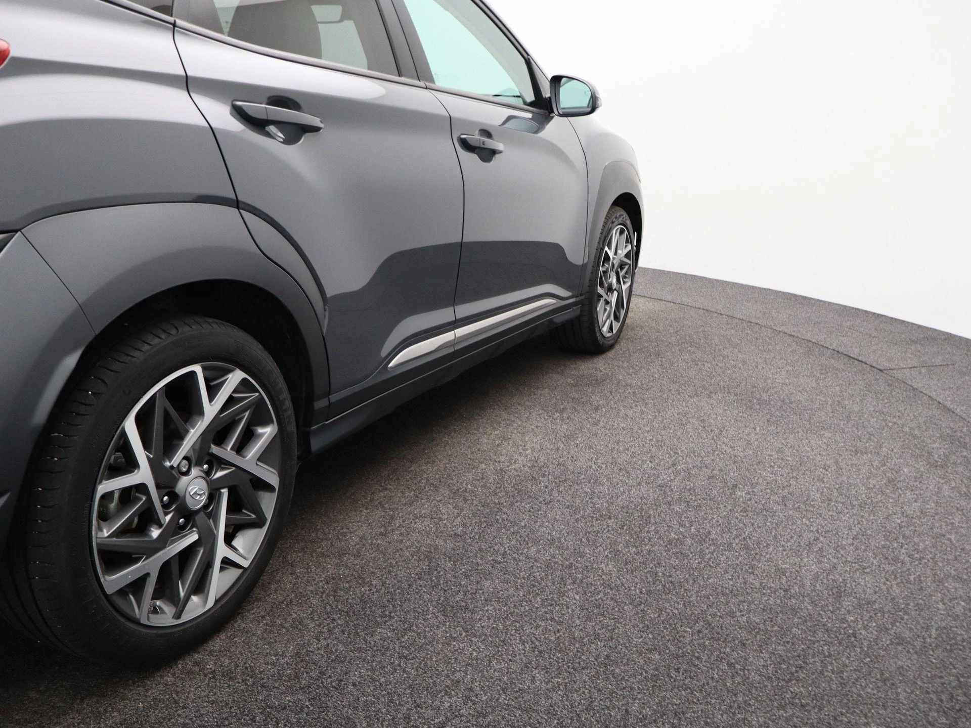 Hyundai-Kona-image-36