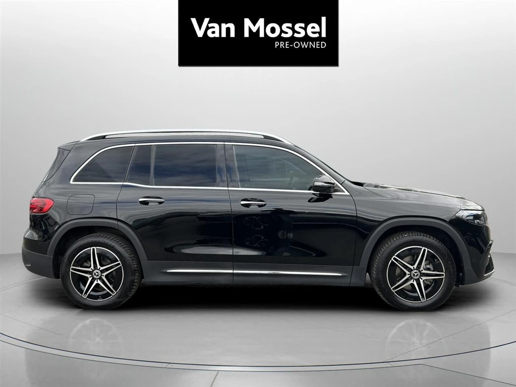 Mercedes-Benz-EQB-image-3