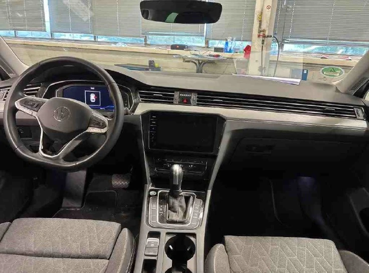 Volkswagen Passat Variant 2.0 TDI DSG Business AHK, Pano