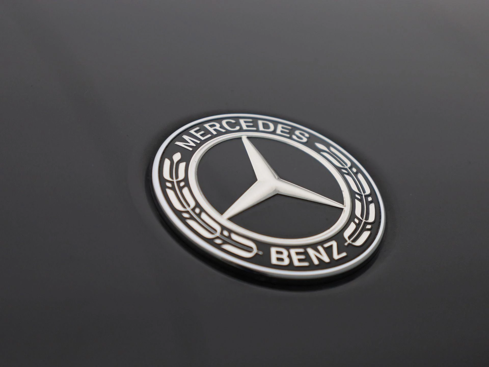 Mercedes-Benz-GLC-image-39