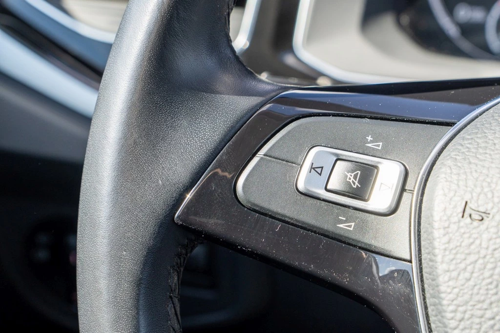 Volkswagen Polo 1.0 TSI Active App Connect, PDC, ZGV