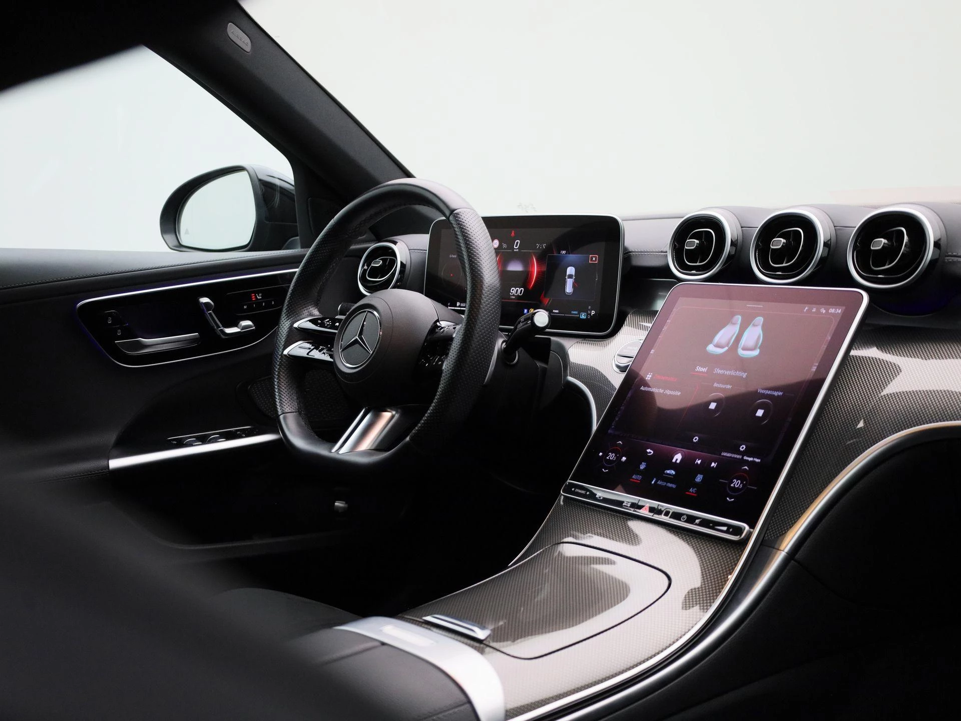 Mercedes-Benz-C-Klasse-image-45