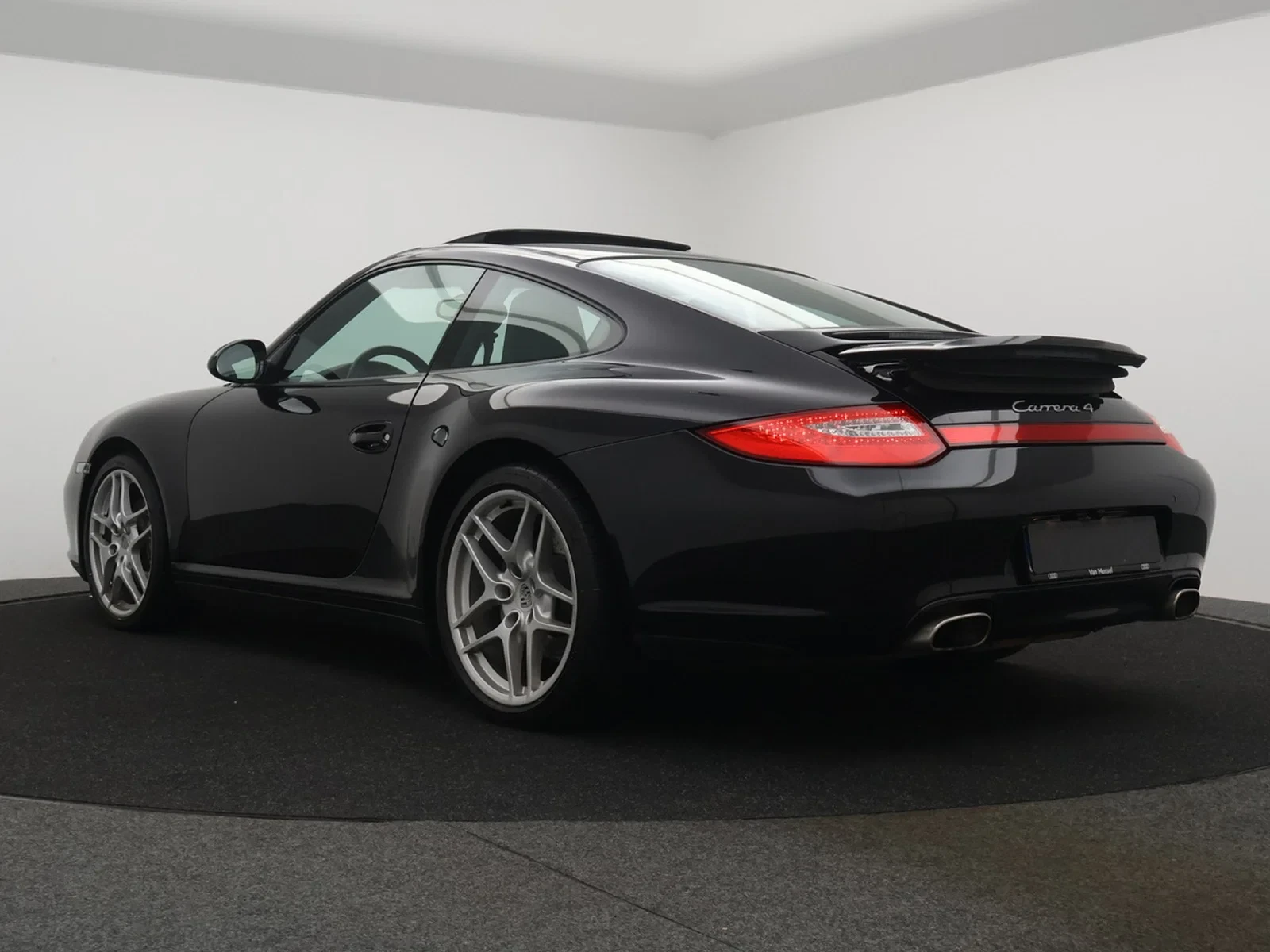 Porsche-911-image-4