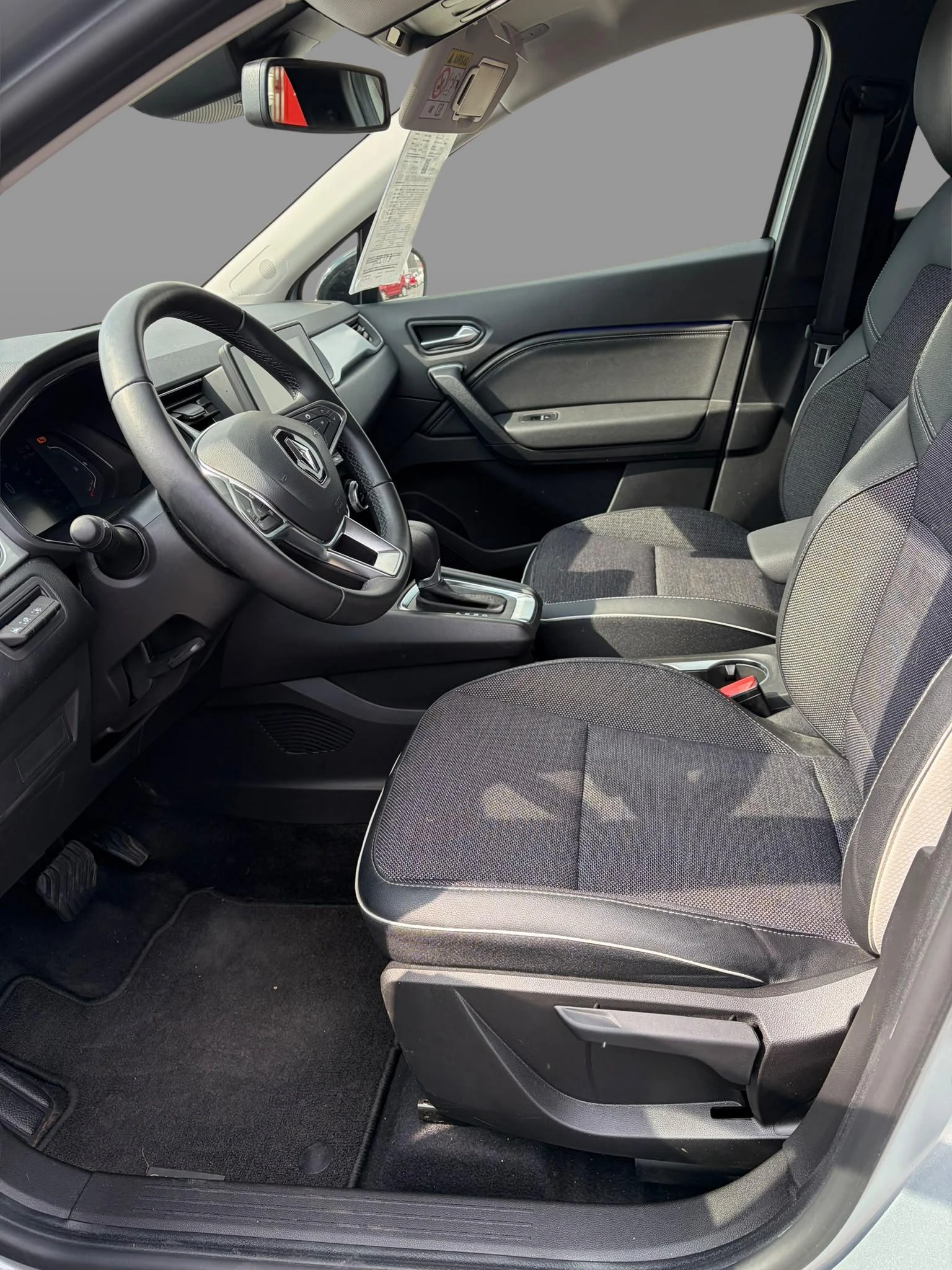Renault Captur MHEV TCe 140 EDC Techno