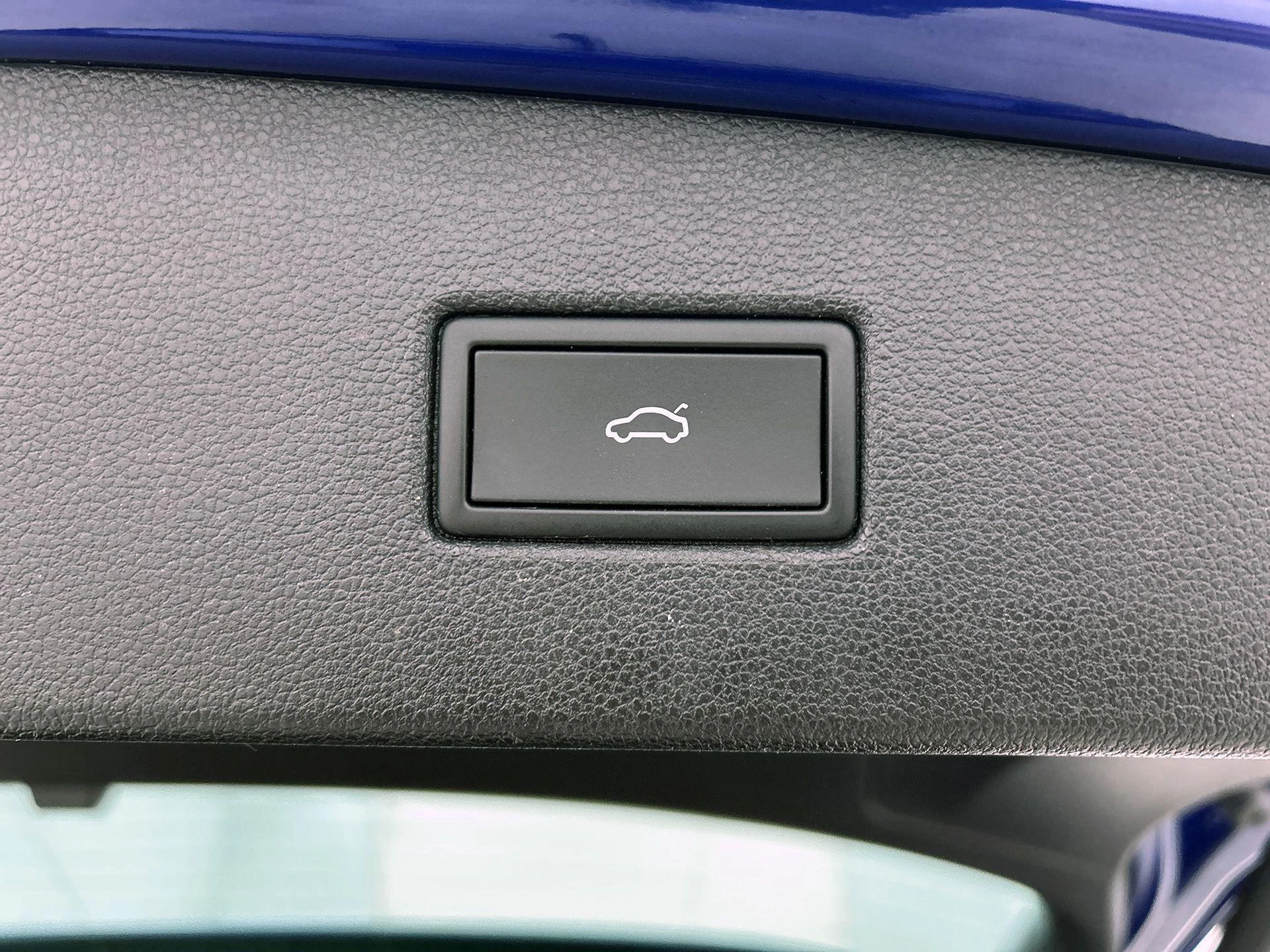 Volkswagen-Tiguan-image-27