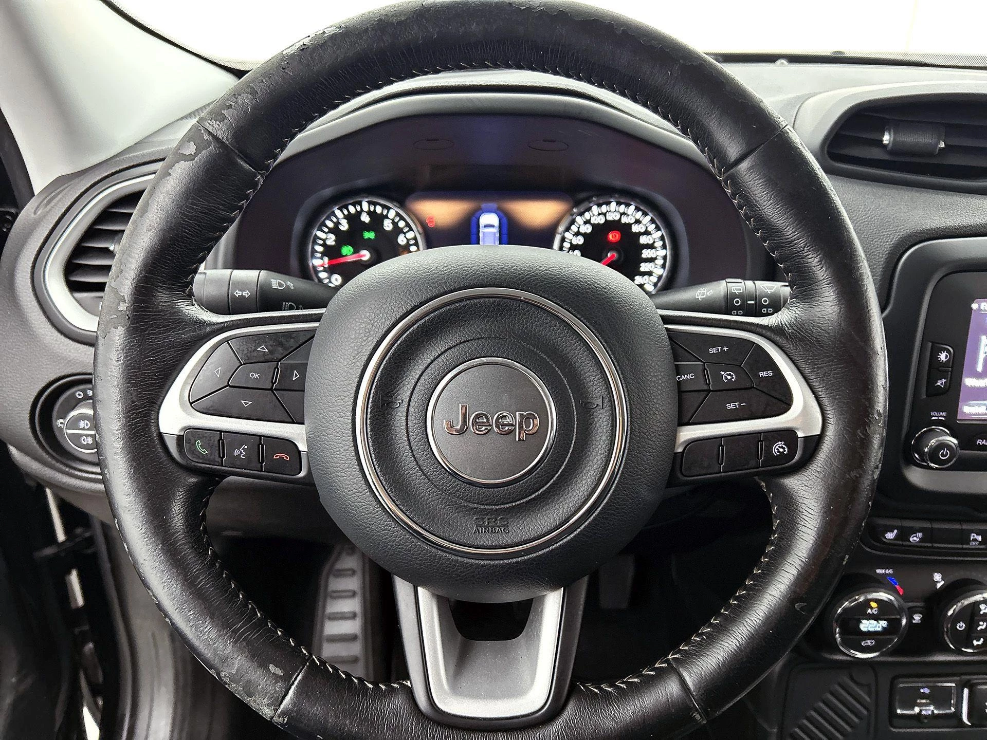 Jeep-Renegade-image-49