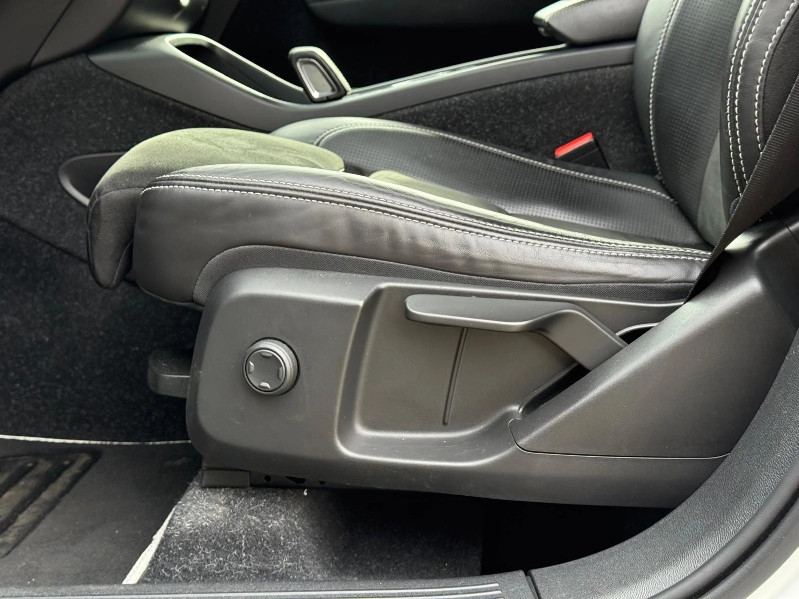 Volvo XC40 1.5 T5 Recharge R-Design