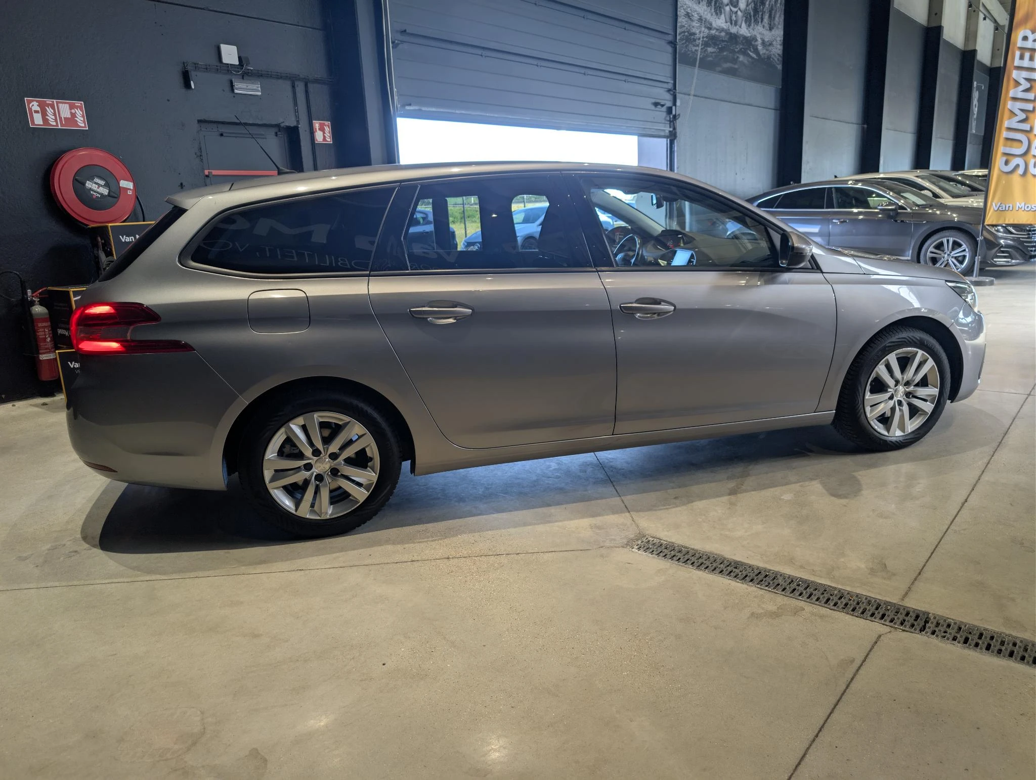 Peugeot-308-image-8