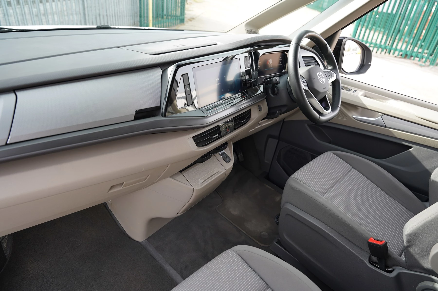 Volkswagen-California-image-1