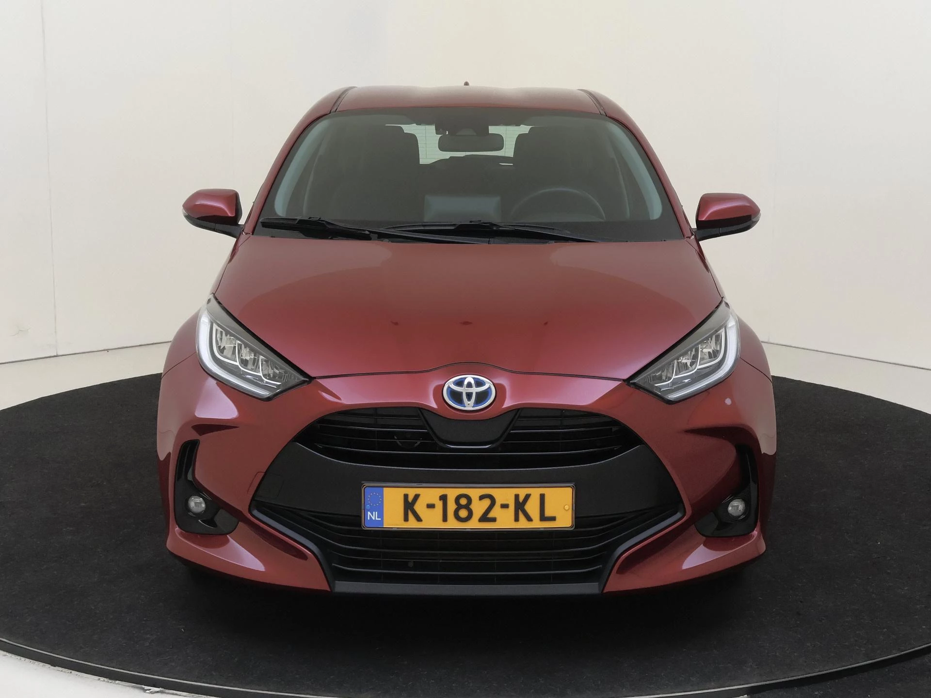 Toyota-Yaris-image-5