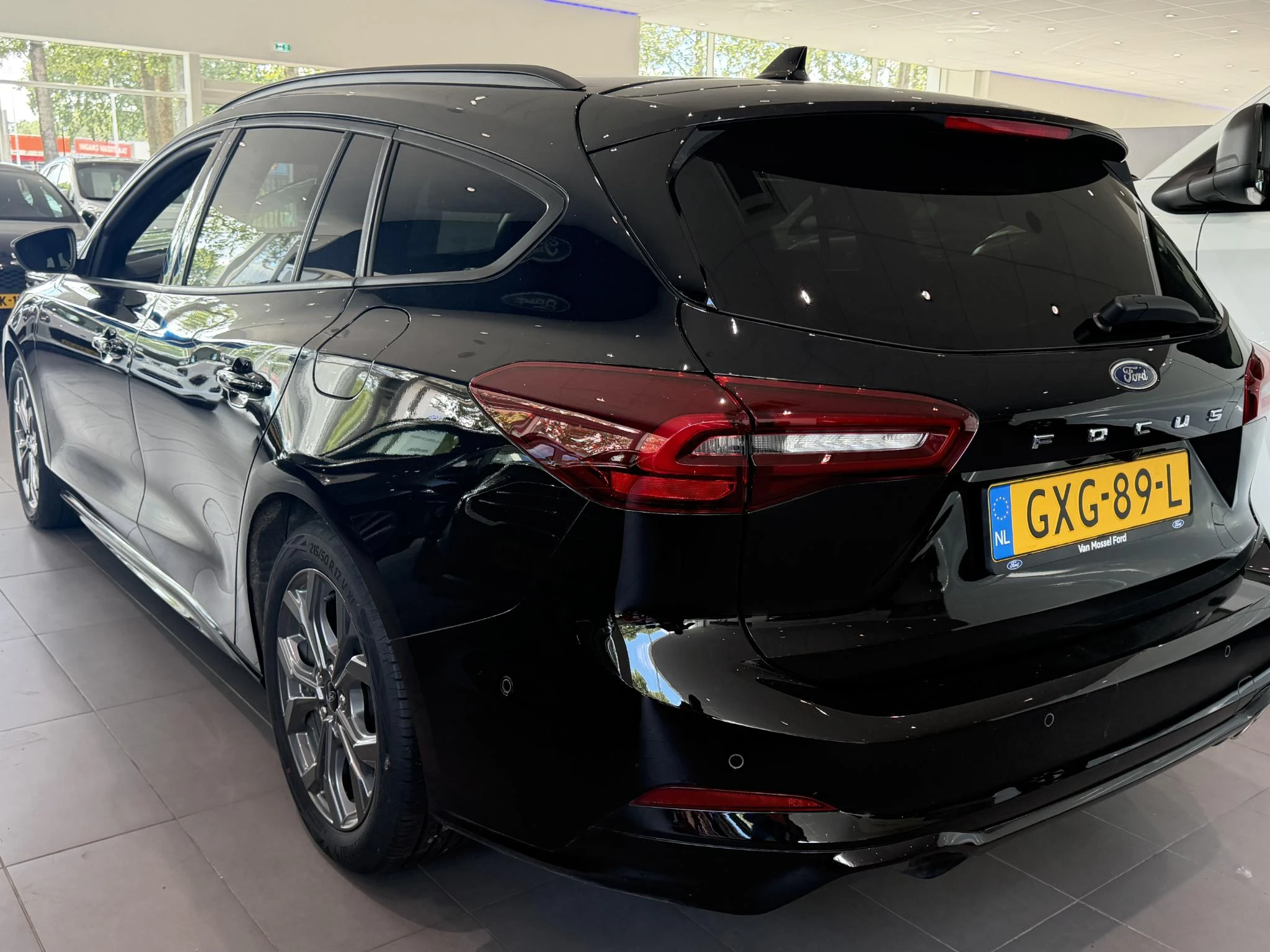 Ford-Focus-image-3