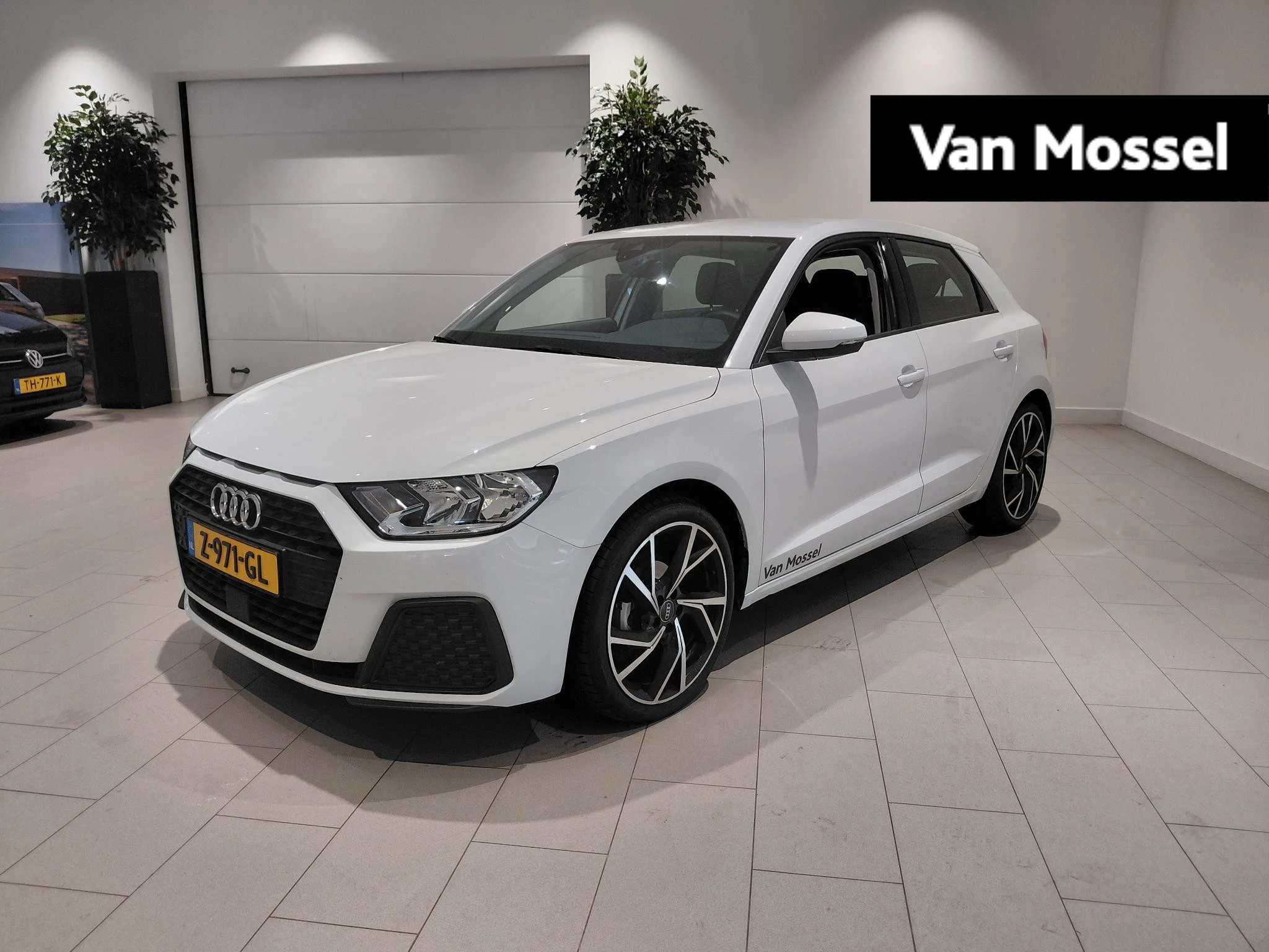 Audi-A1 Sportback-image-0