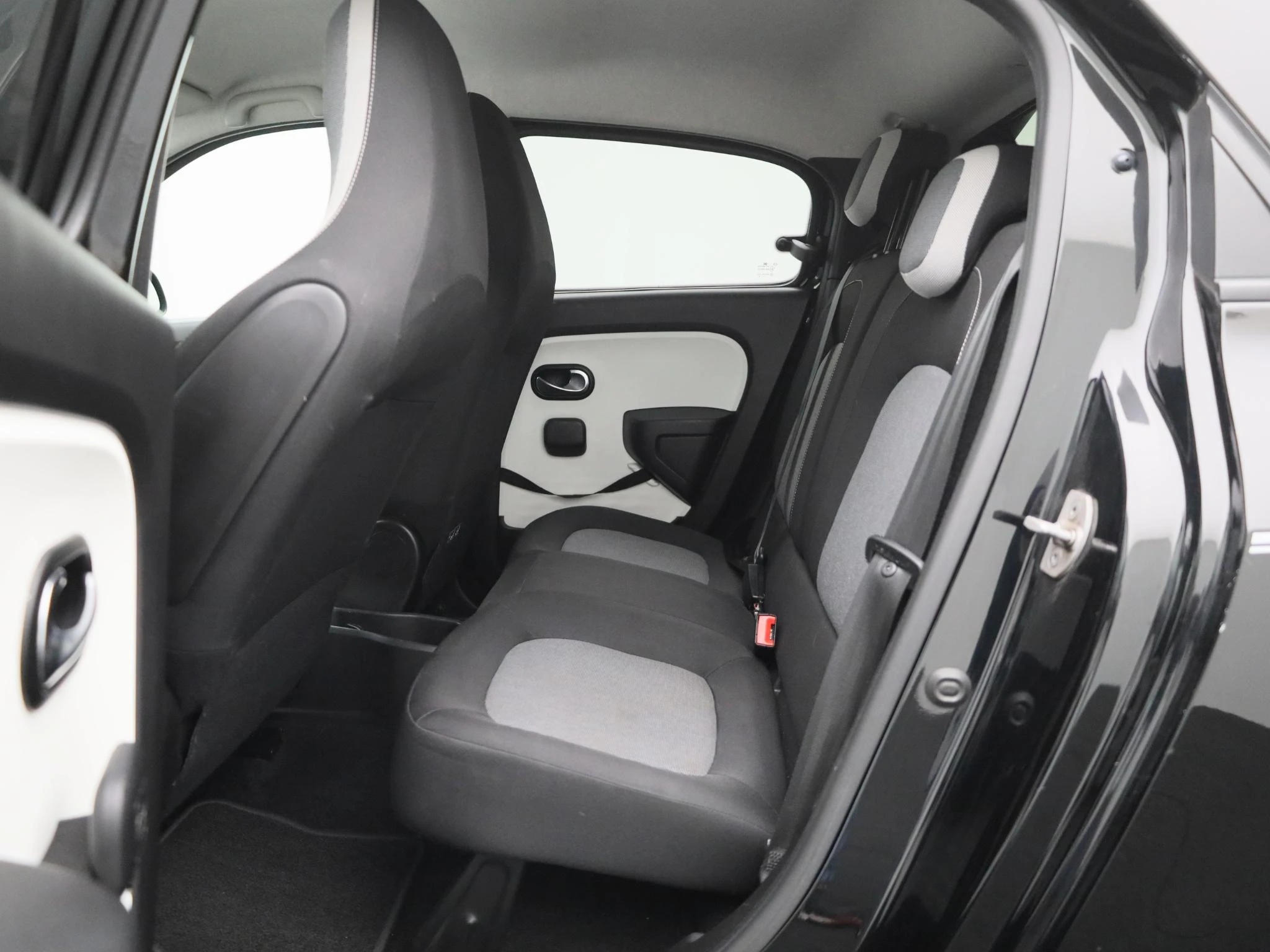 Renault-Twingo-image-8