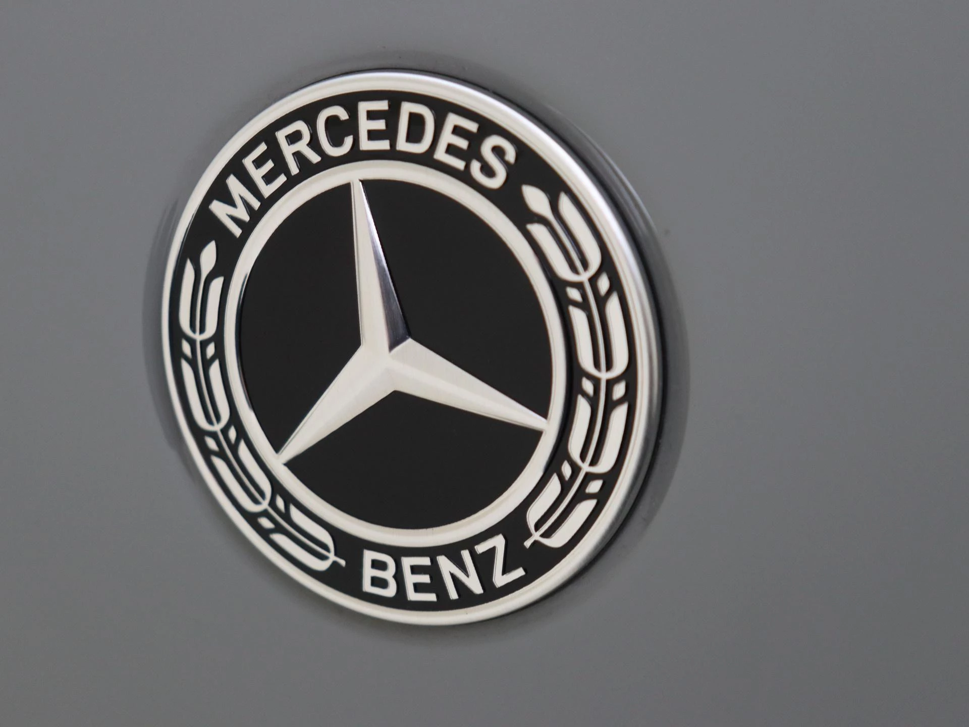 Mercedes-Benz-GLC-image-27