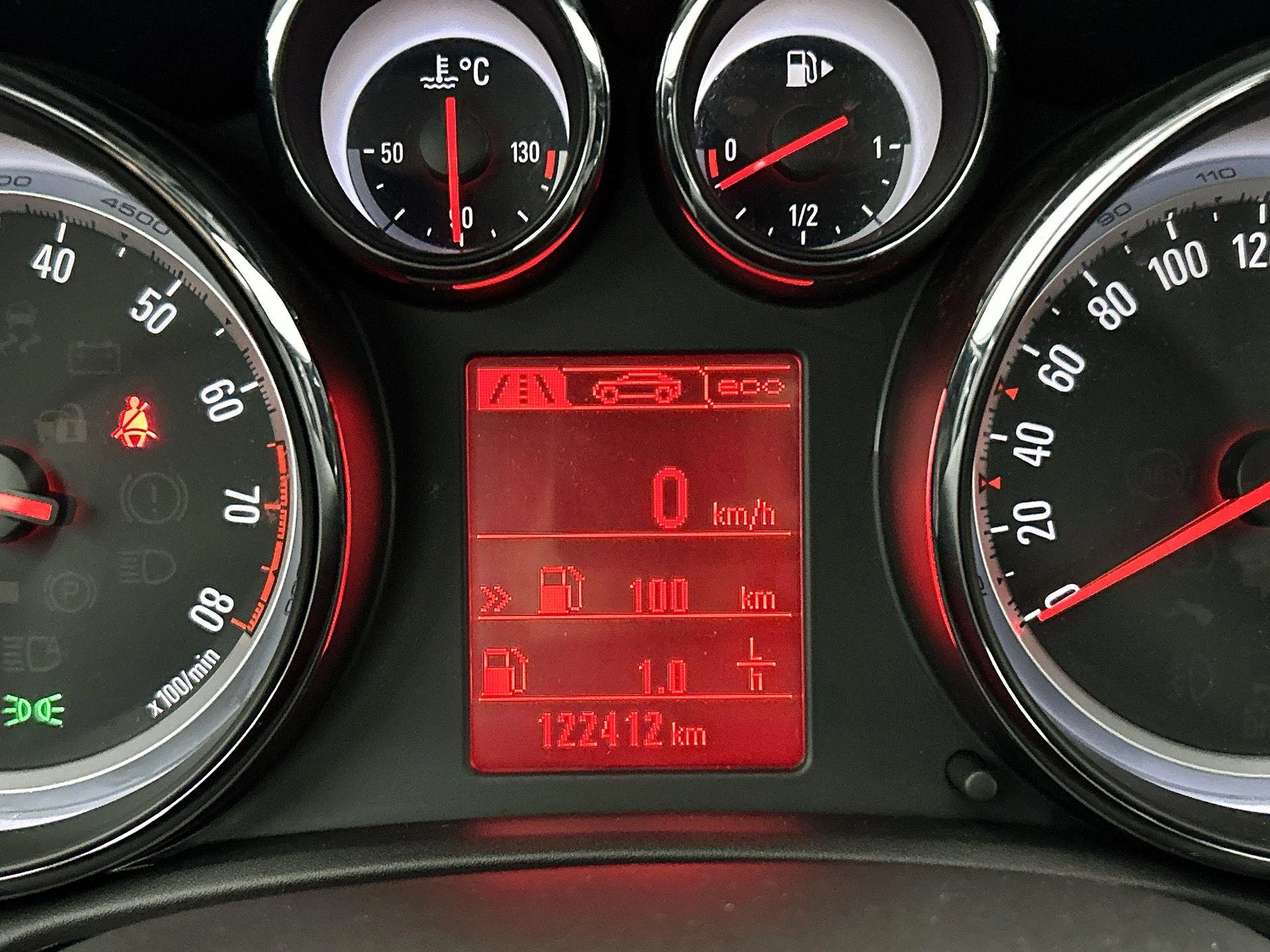 Opel-Cascada-image-18