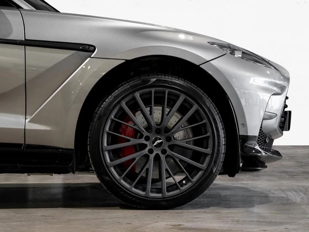 Aston Martin DBX 707 Aston Martin Hamburg