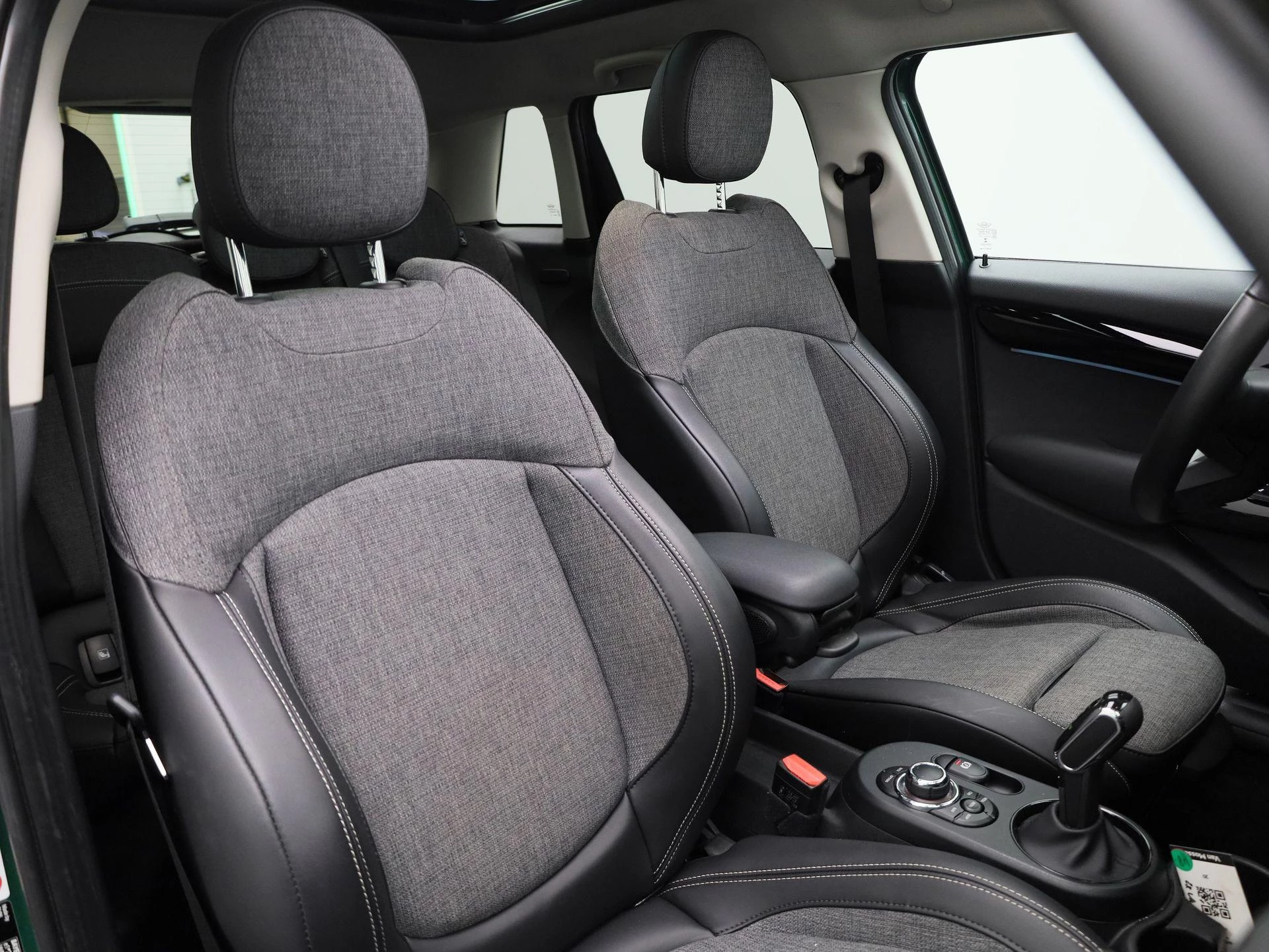 MINI-Cooper S-image-35