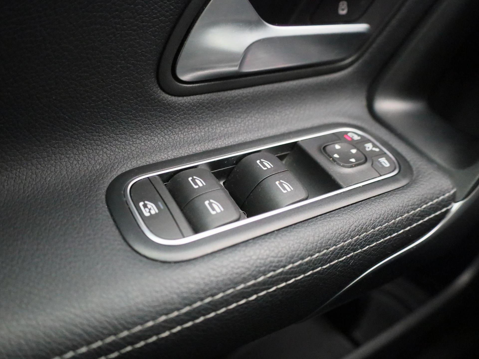 Mercedes-Benz-A-Klasse-image-24