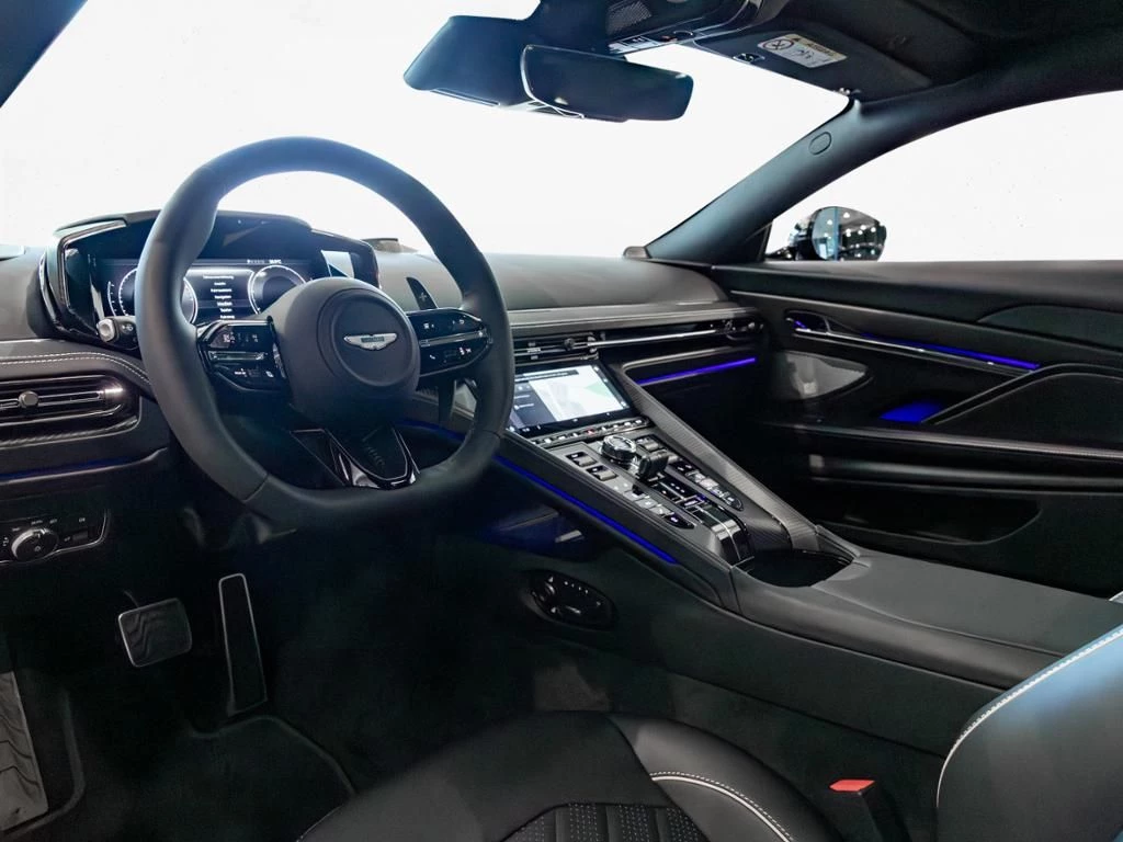 Aston Martin DB12 S Coupe Aston Martin Hamburg