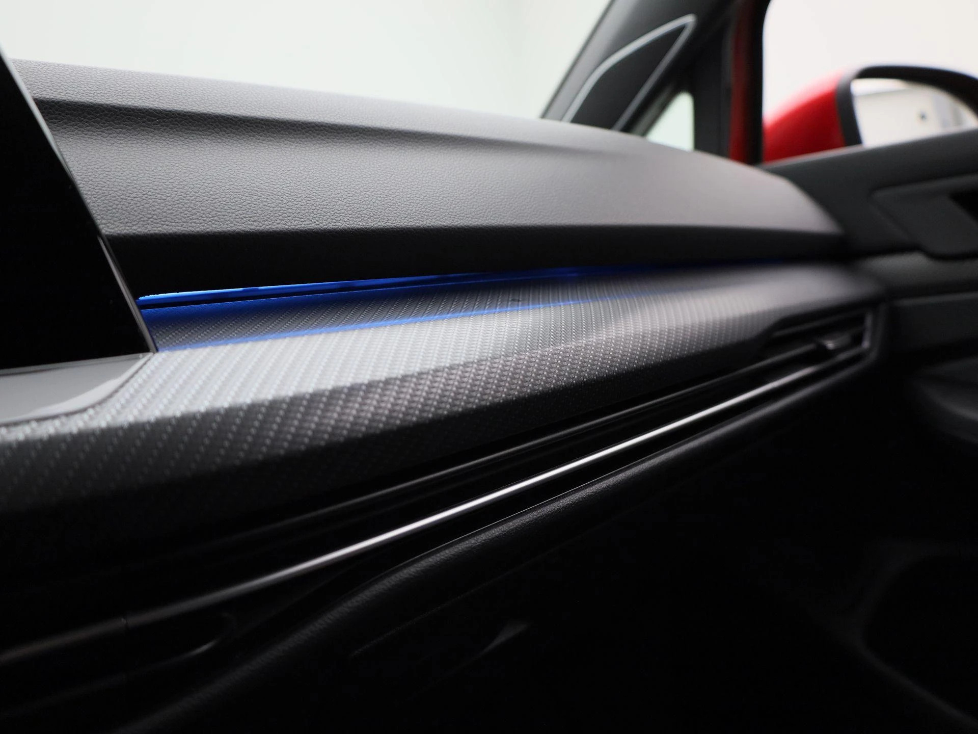 Volkswagen-Golf-image-28