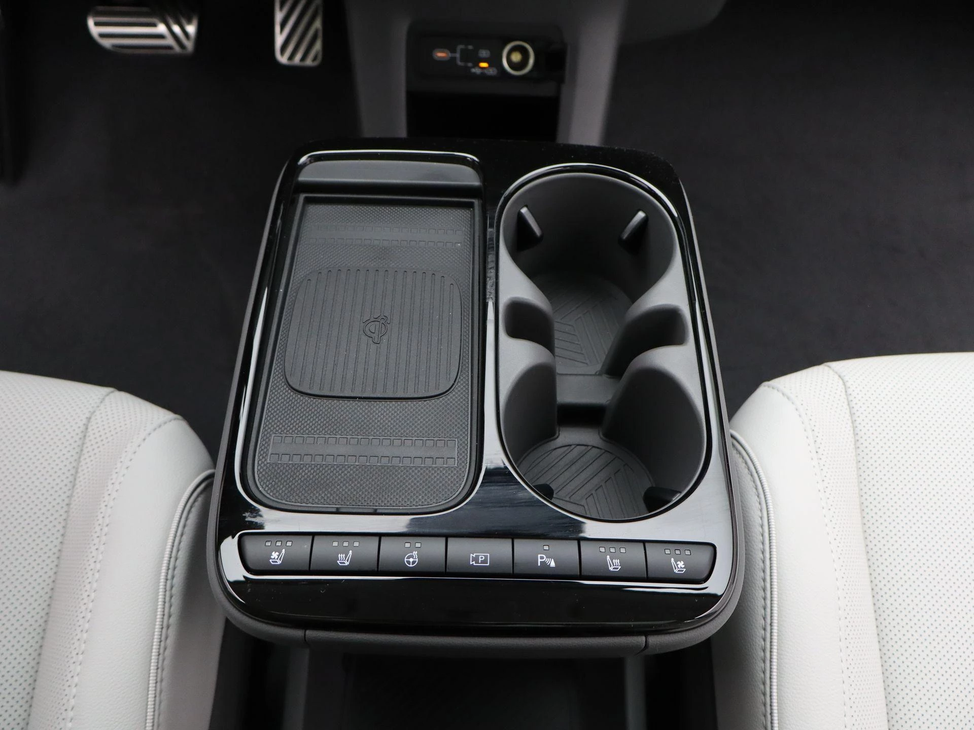 Hyundai-IONIQ 5-image-9