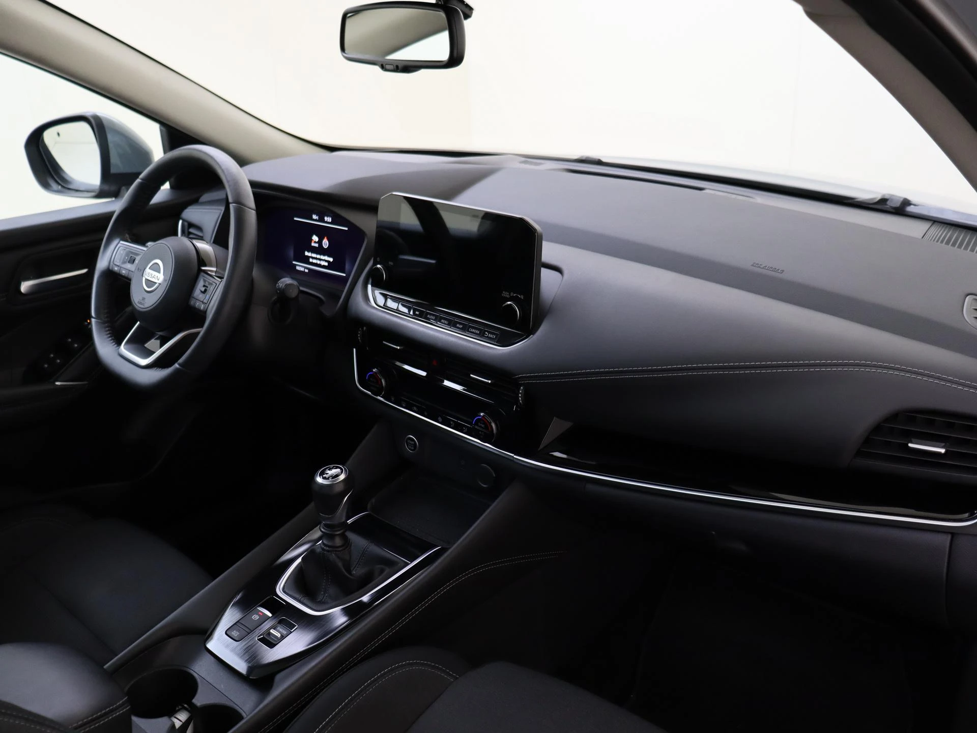 Nissan-QASHQAI-image-4
