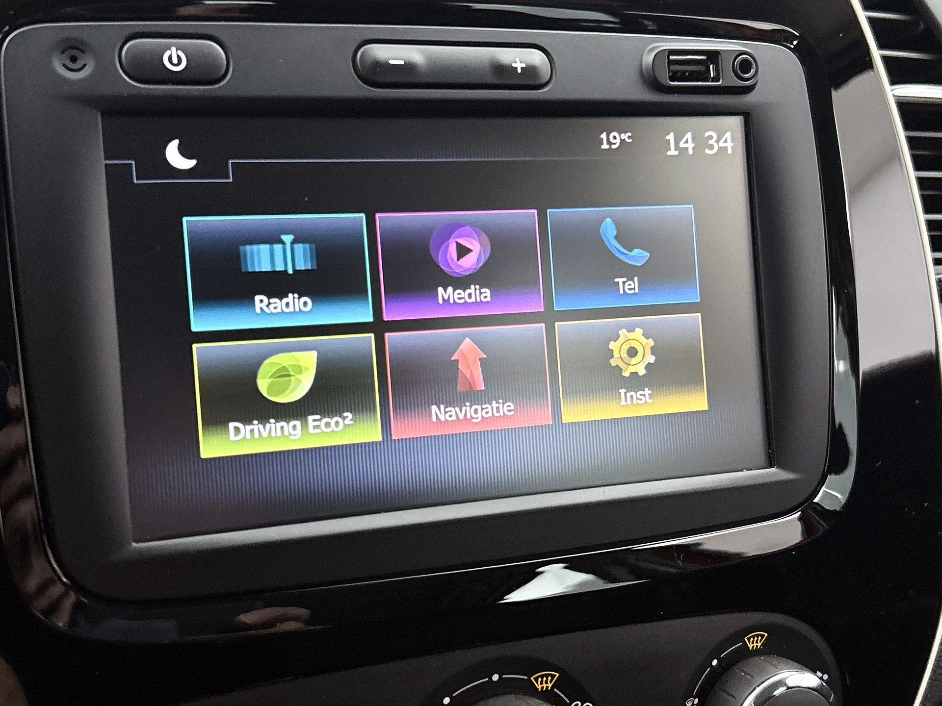 Renault-Captur-image-30