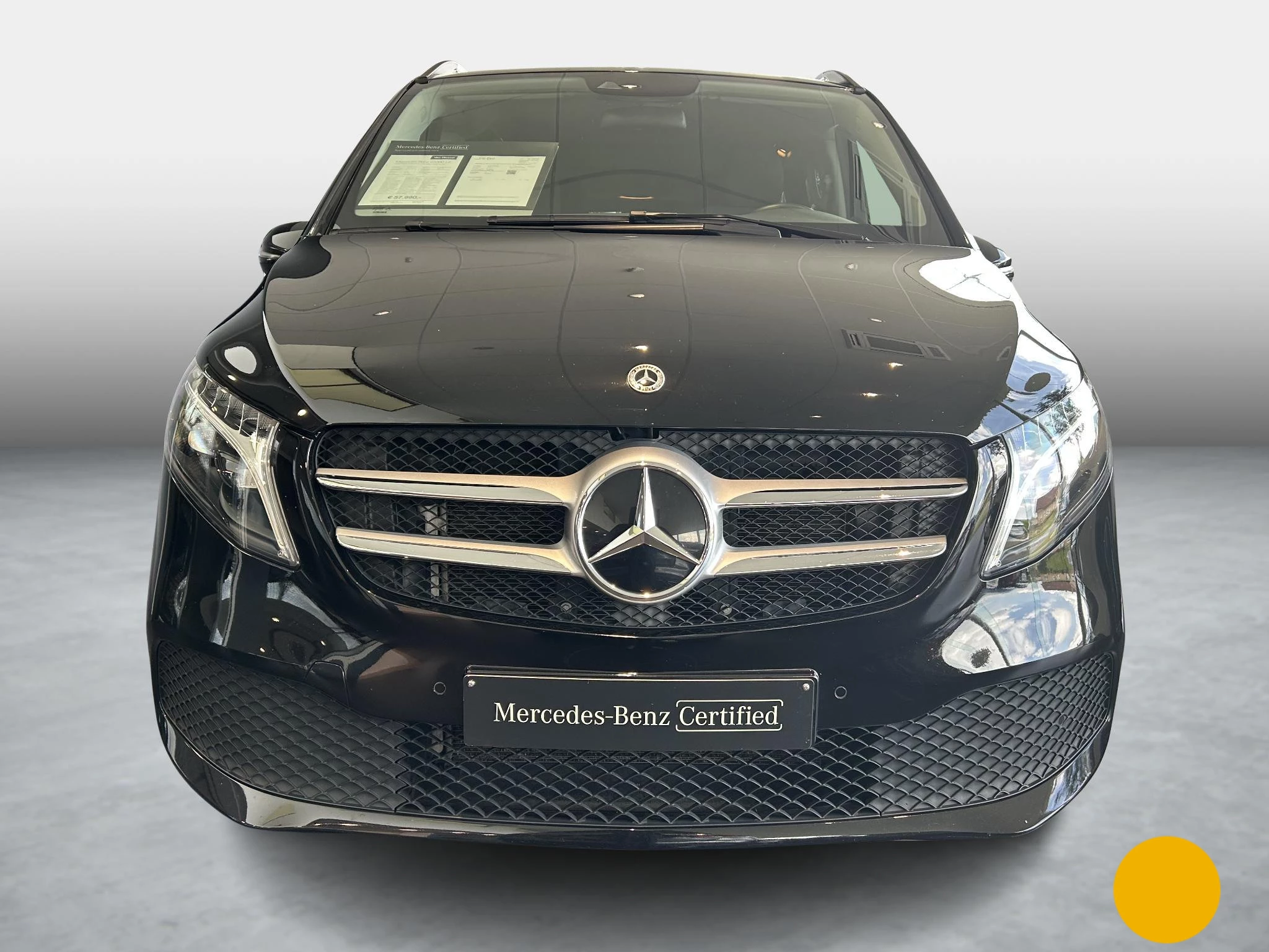 Mercedes-Benz-V-Klasse-image-1