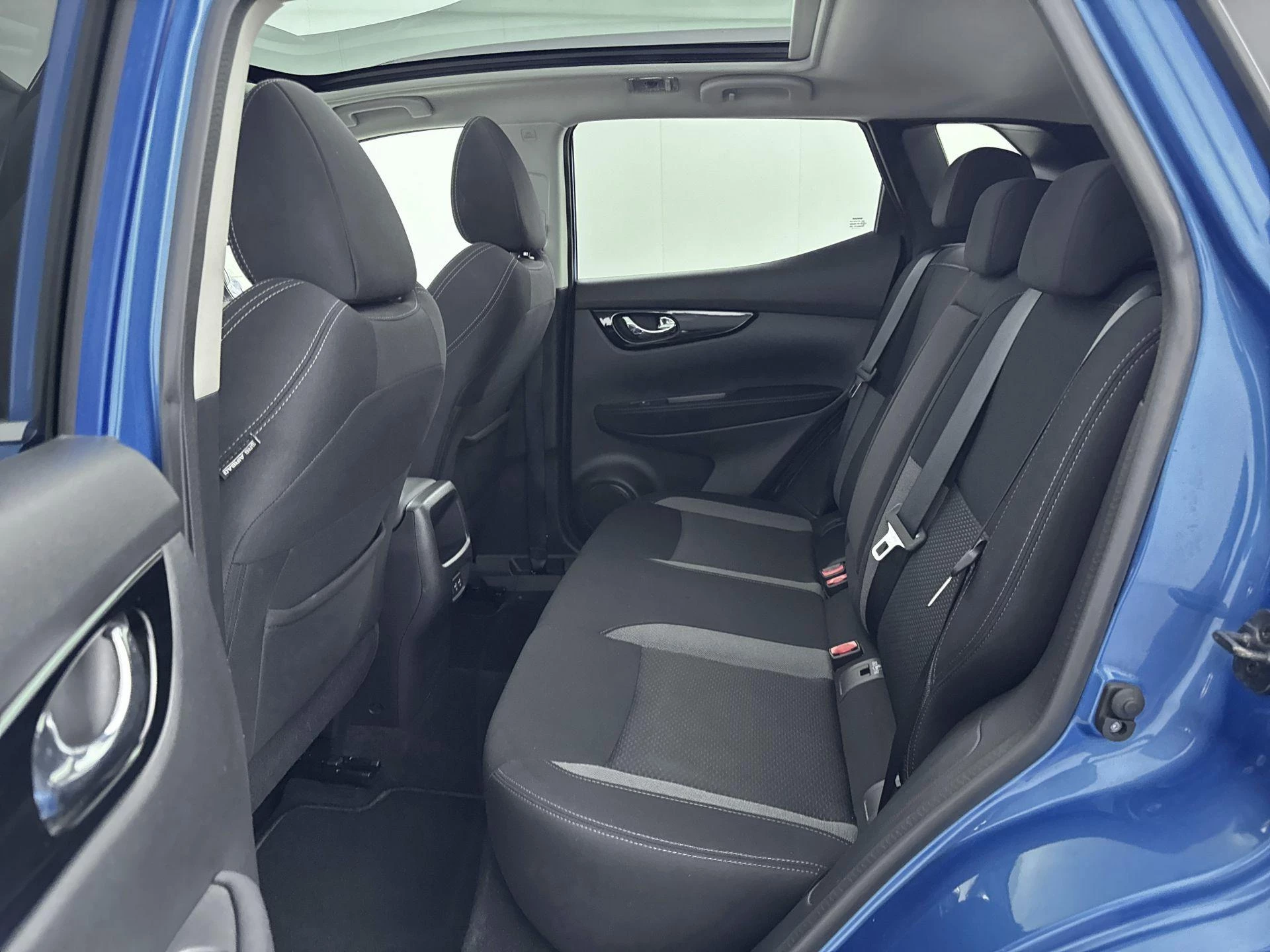 Nissan-QASHQAI-image-25