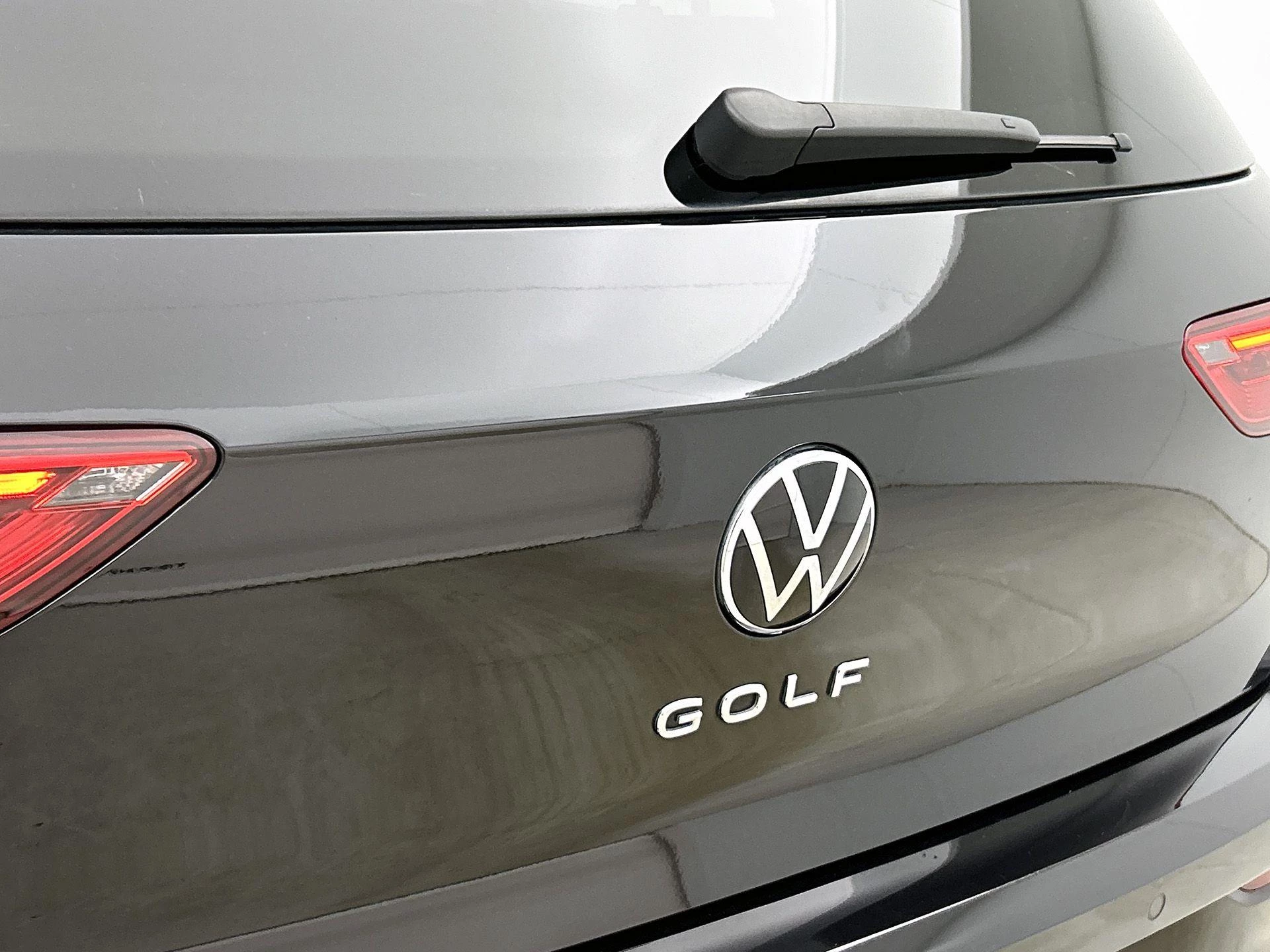 Volkswagen-Golf-image-31