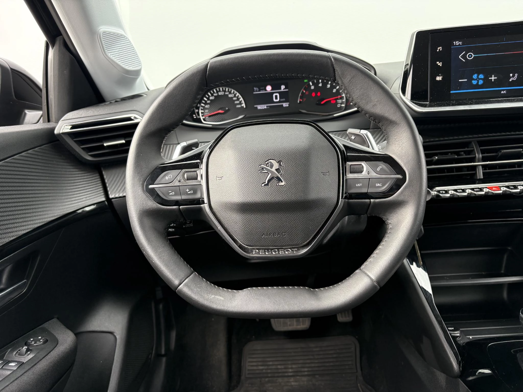 Peugeot-208-image-10