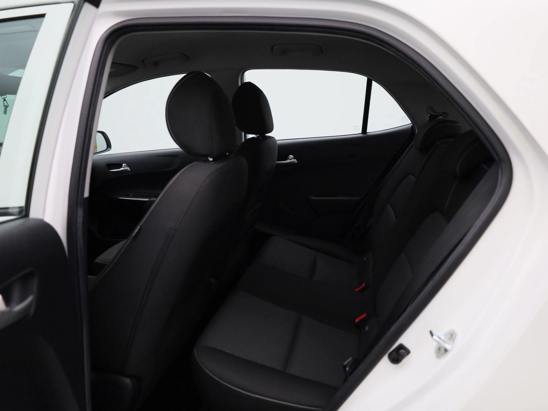 Kia-Picanto-image-11