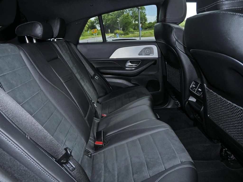 Mercedes-Benz-GLE 350 e-image-14